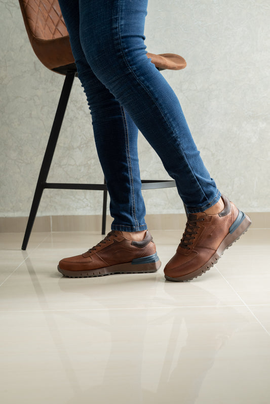 TENIS PARA HOMBRE EN CUERO MIEL | REF VITINHA 3315