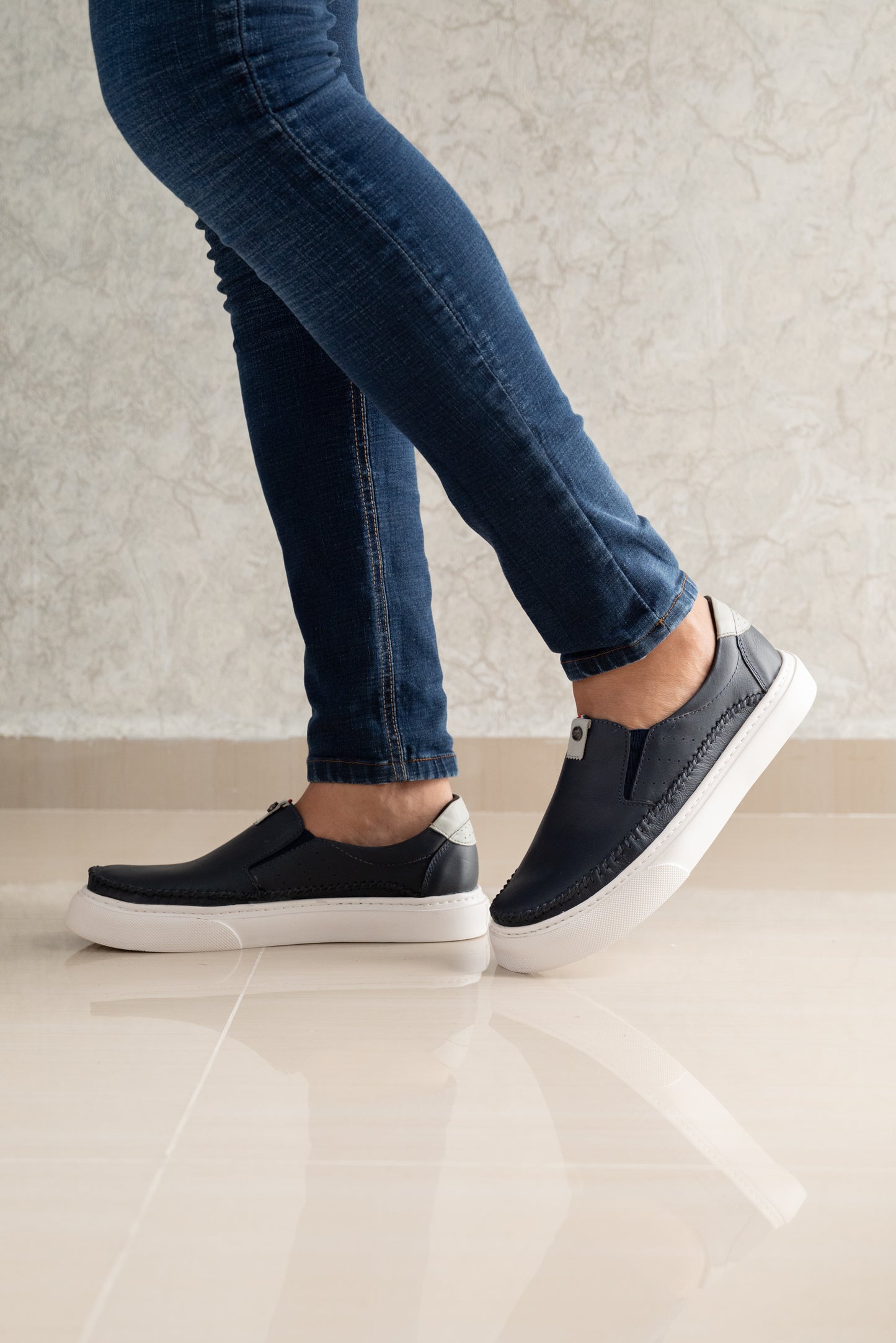 MOCASIN PARA HOMBRE EN CUERO AZUL | REF PHILADELPHIA