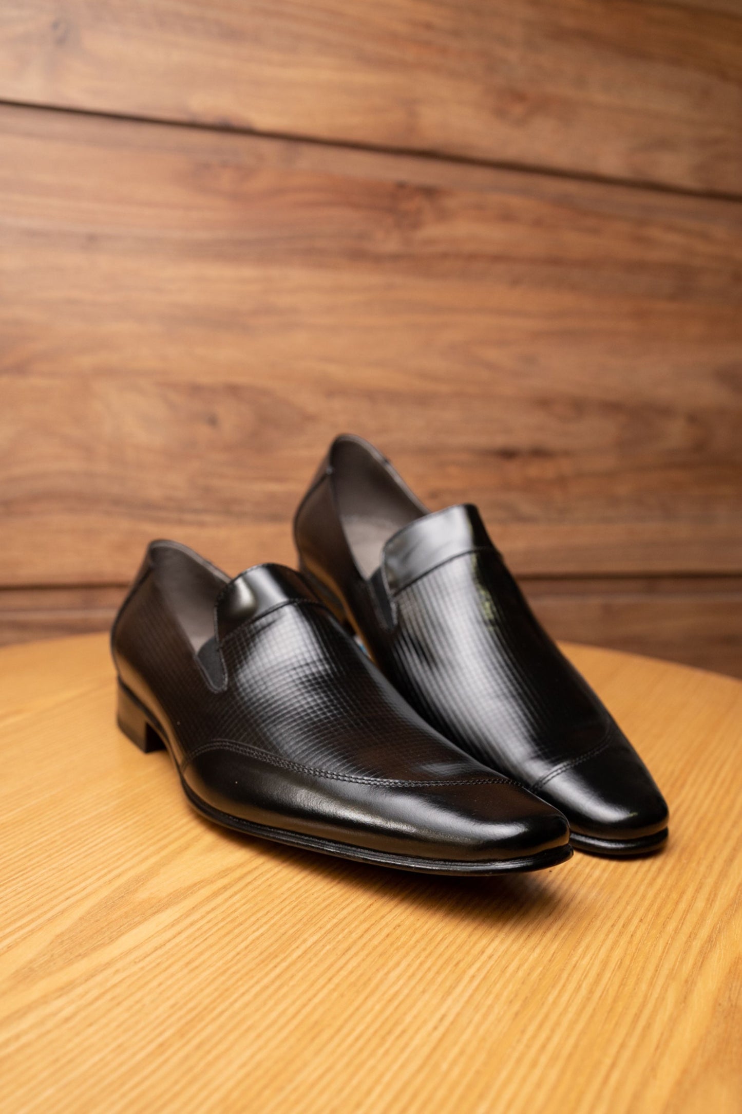 CALZADO ELEGANTE PARA HOMBRE MANCHESTER / LUZ 6057