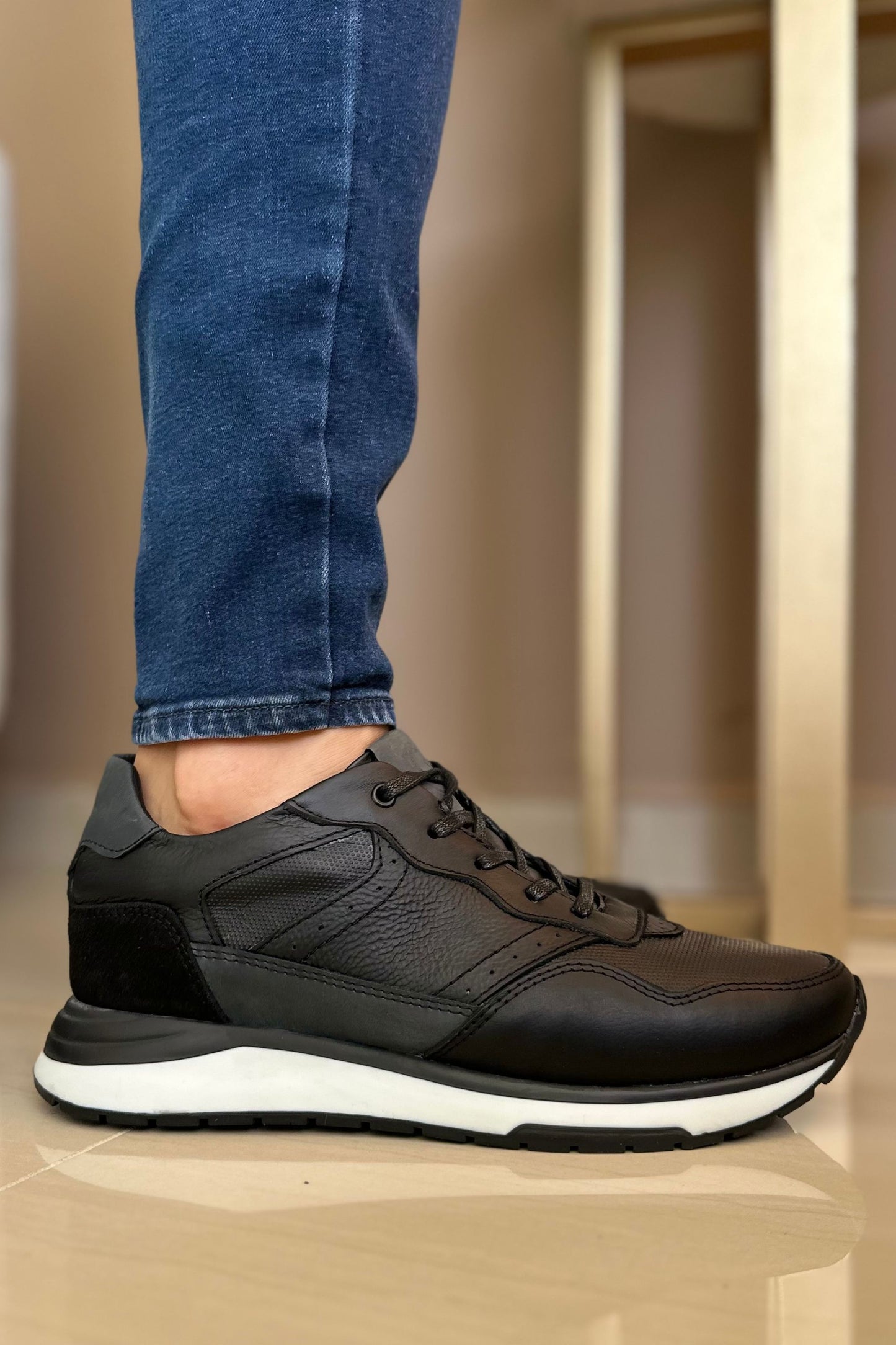 TENIS EN CUERO PARA HOMBRE COLOR NEGRO | REF: DUBLIN B99