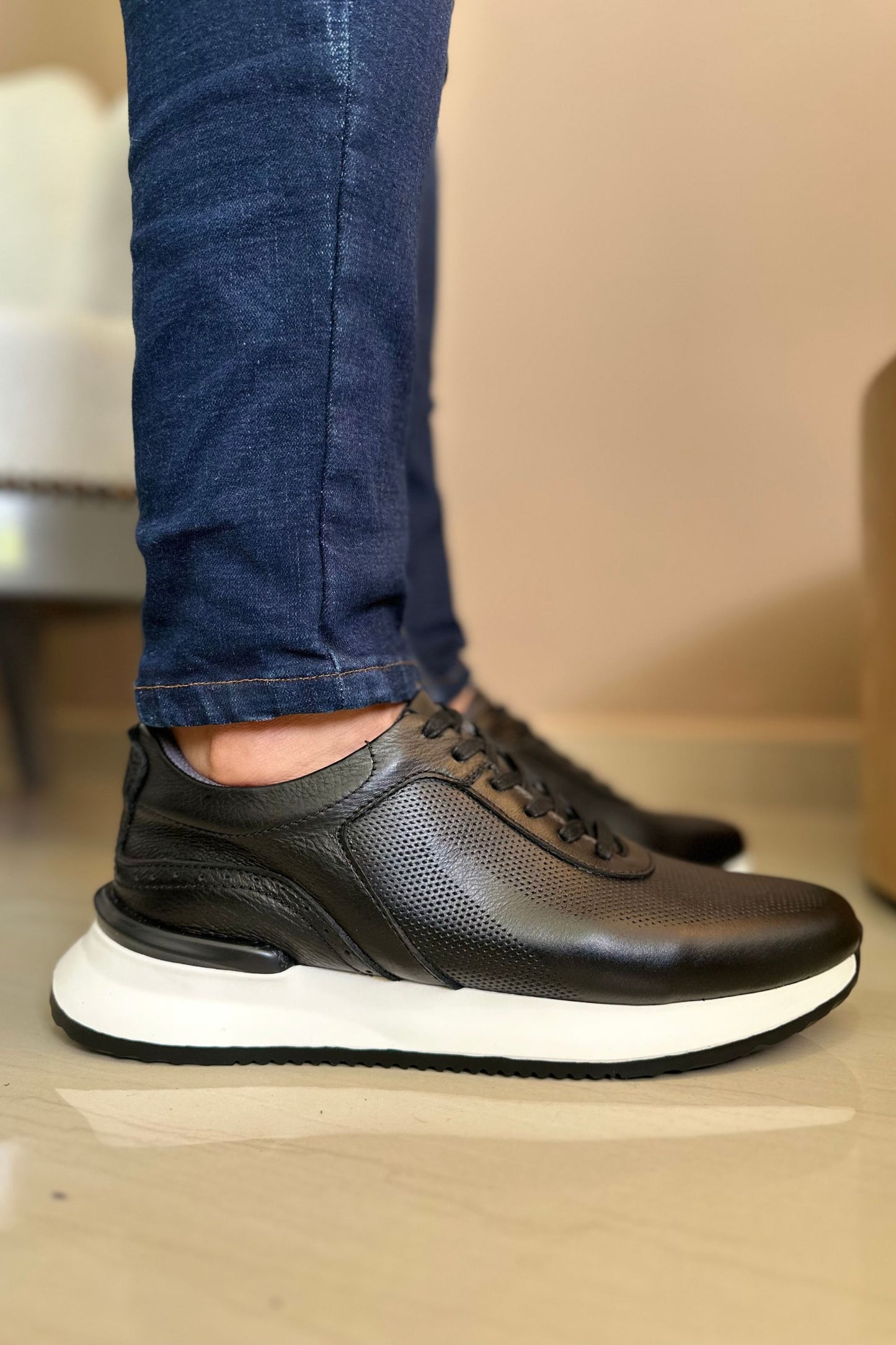 TENIS EN CUERO PARA HOMBRE COLOR NEGRO | REF: BRESCIA
