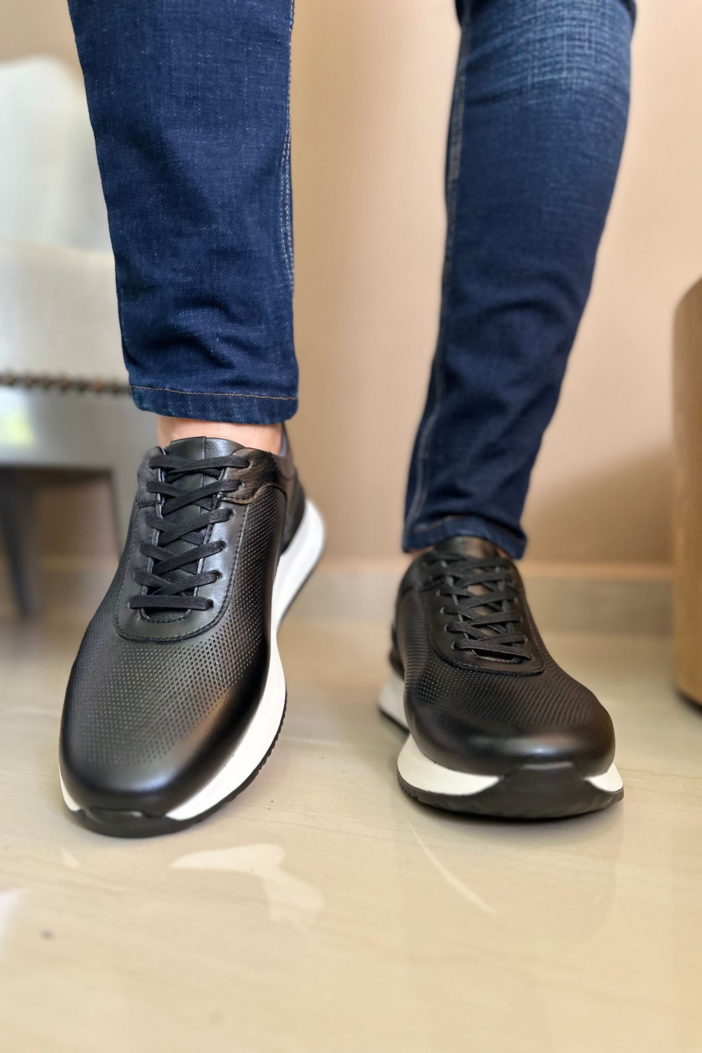 TENIS EN CUERO PARA HOMBRE COLOR NEGRO | REF: BRESCIA