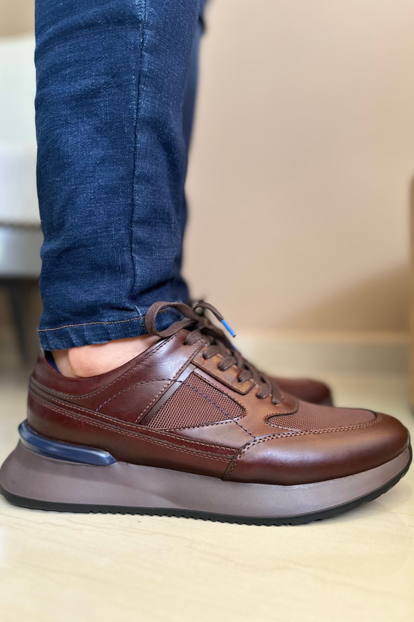 TENIS PARA HOMBRE EN CUERO COLOR MARRON X MALLA | REF: CAMPOBASSO