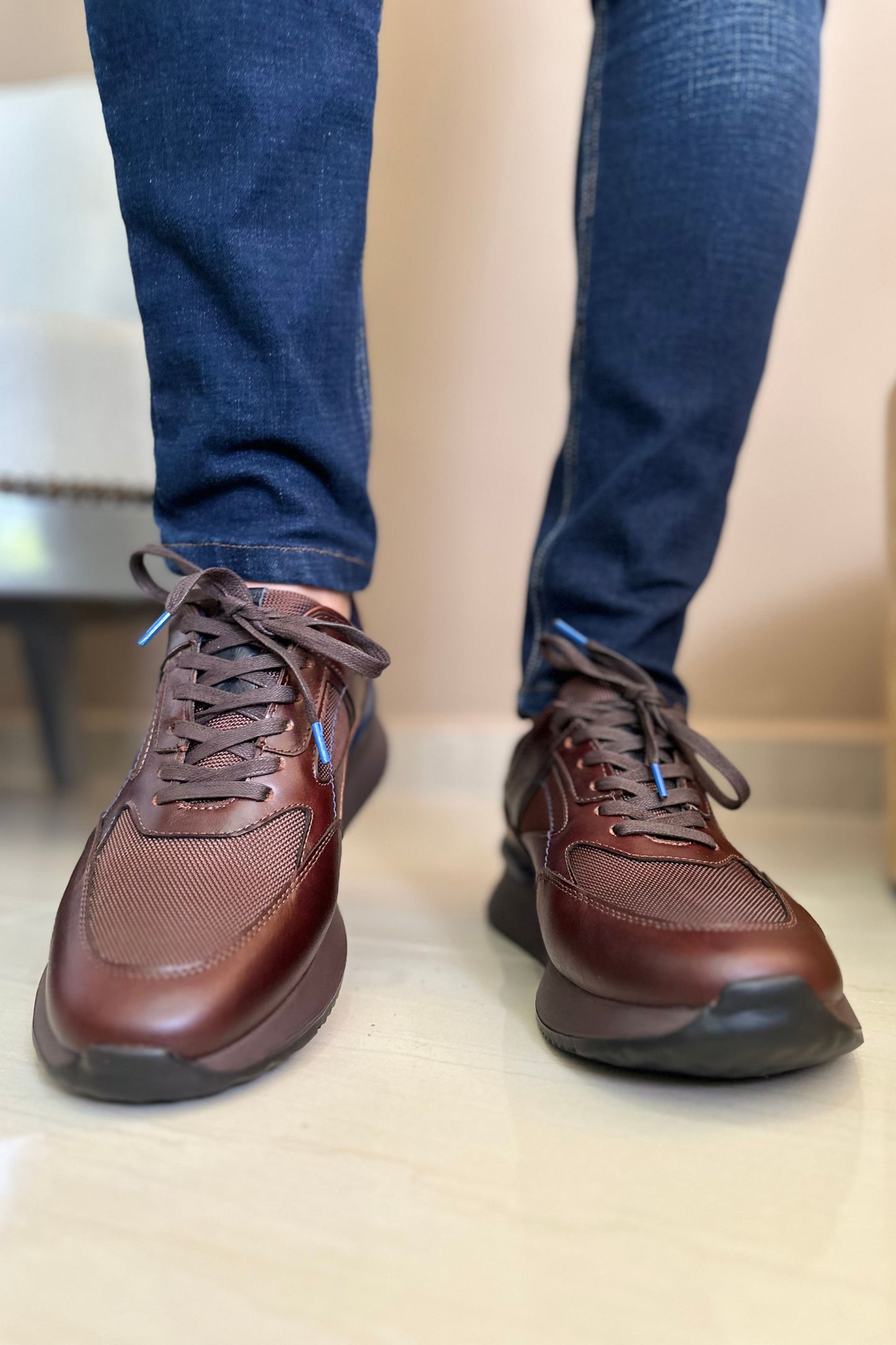 TENIS PARA HOMBRE EN CUERO COLOR MARRON X MALLA | REF: CAMPOBASSO