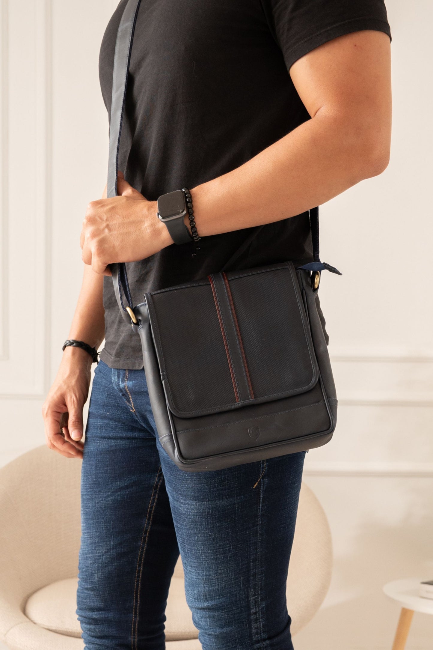 CARRIEL KEN EN CUERO AZUL PARA HOMBRE