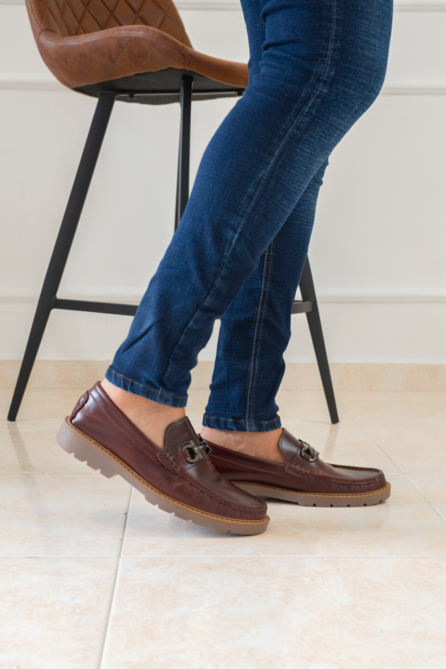 MOCASIN TIAGO PARA HOMBRE EN CUERO COÑAC / REF 663