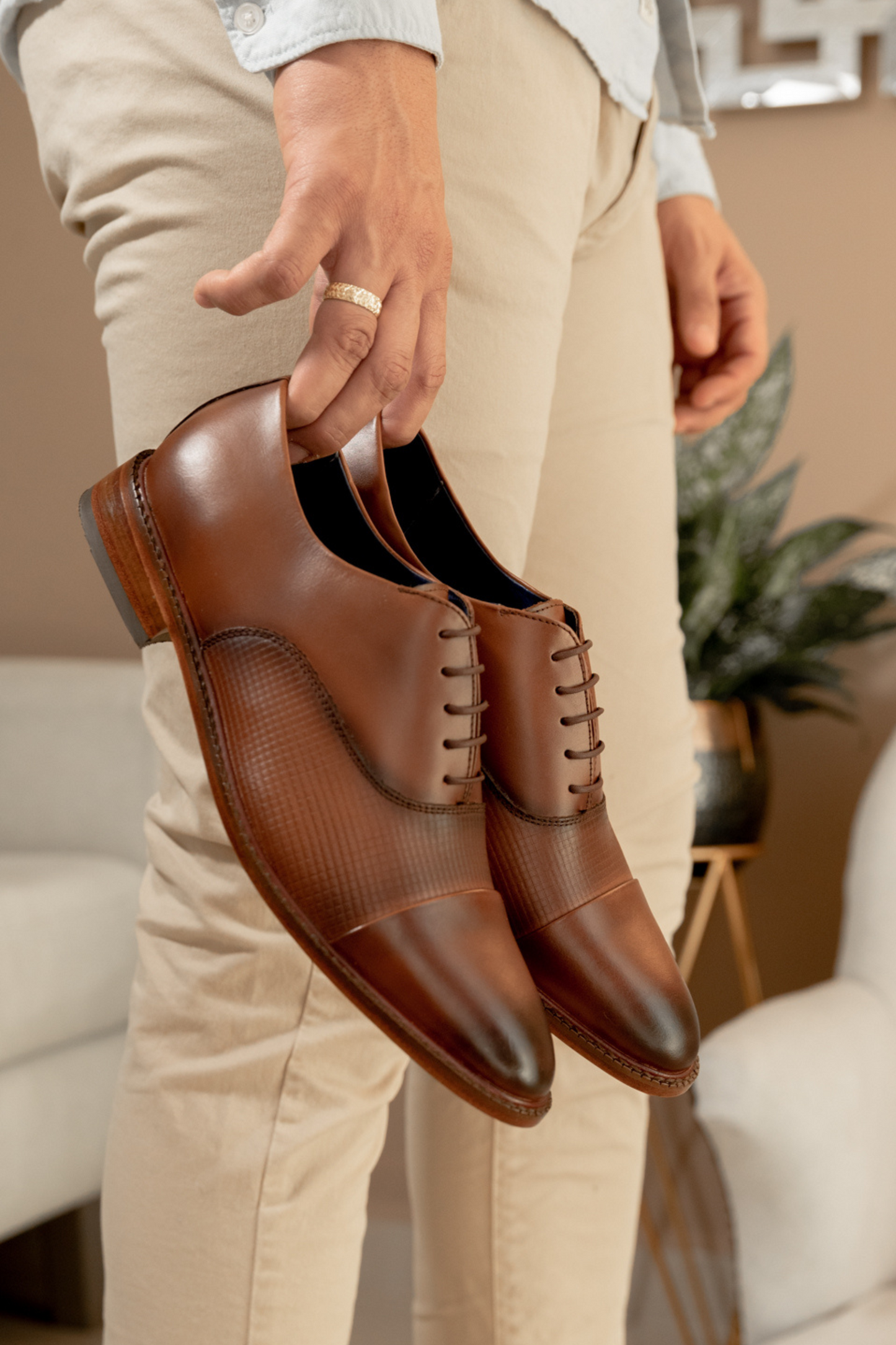 ZAPATO ELEGANTE EN CUERO CAFE PARA HOMBRE / REF YORK 403
