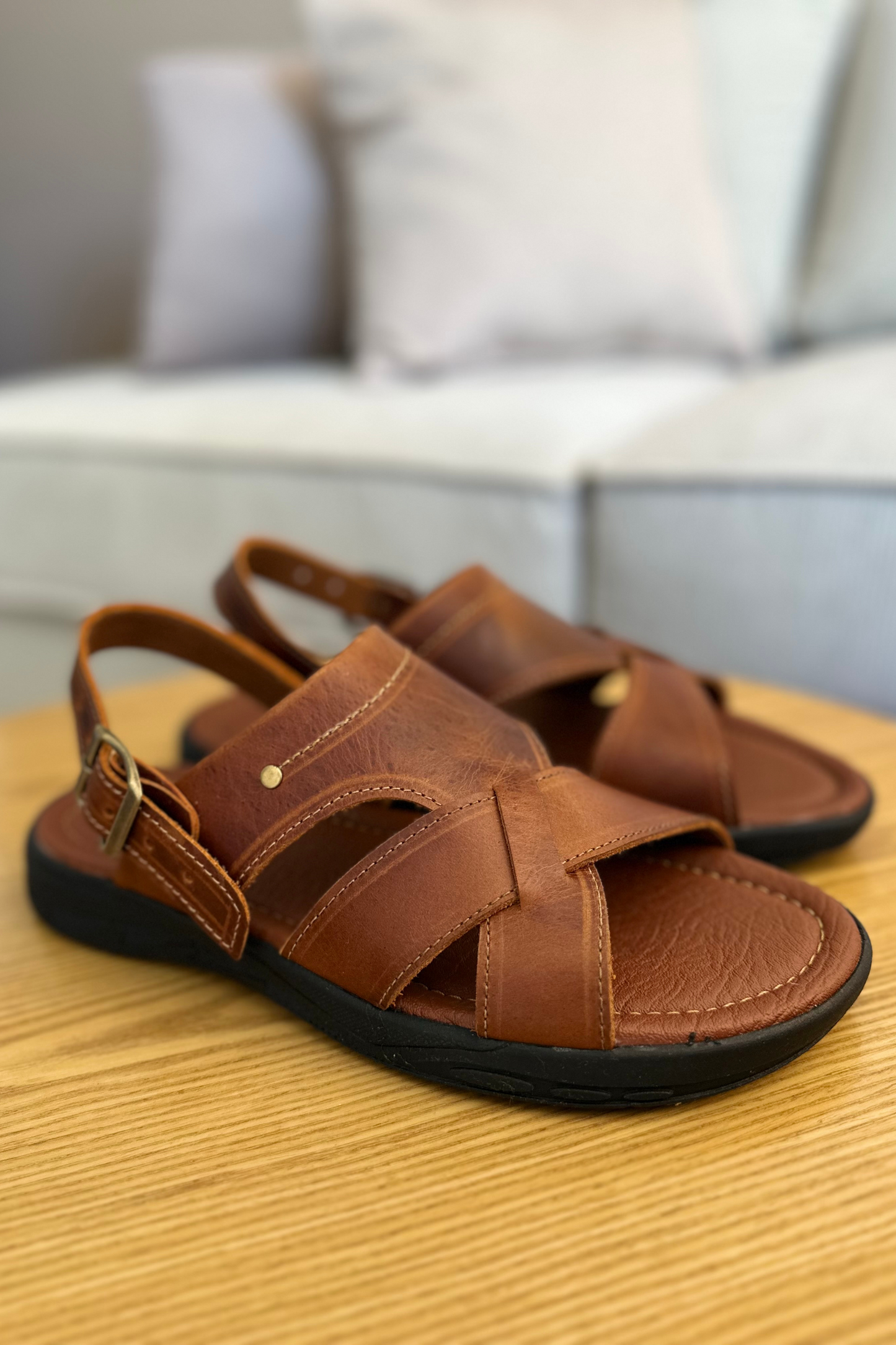SANDALIAS PARA HOMBRE EN CUERO COLOR MIEL REF: ASCOLI