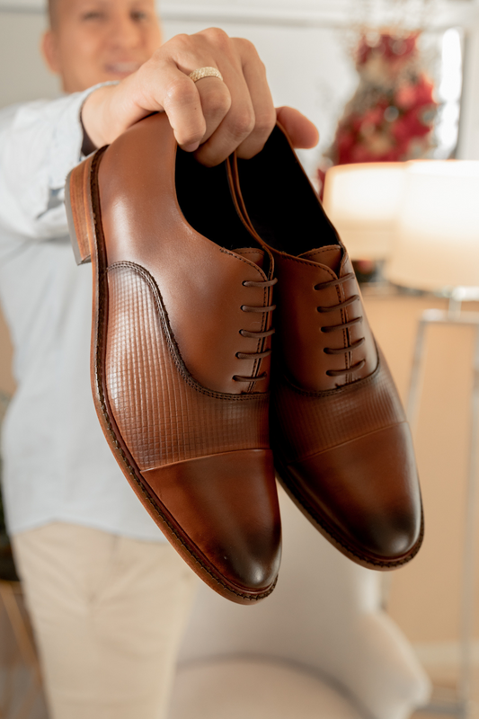 ZAPATO ELEGANTE EN CUERO CAFE PARA HOMBRE / REF: 403