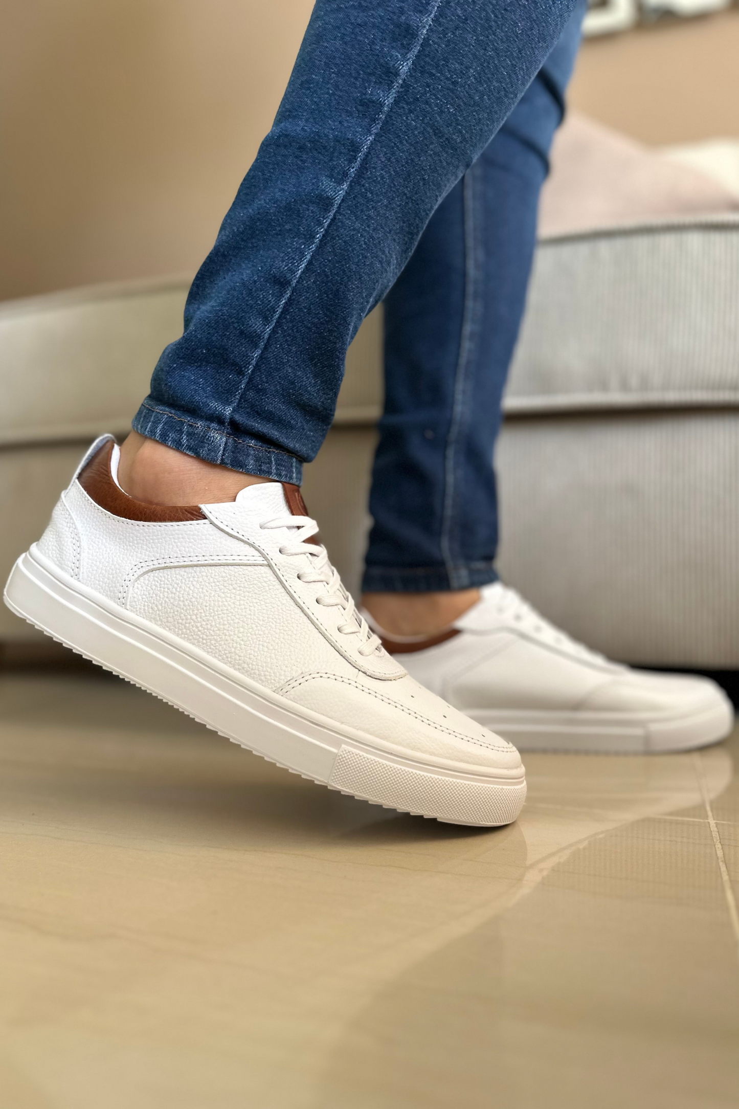 ZAPATOS PARA HOMBRE EN CUERO BLANCO X MIEL REF: VERNAZZA
