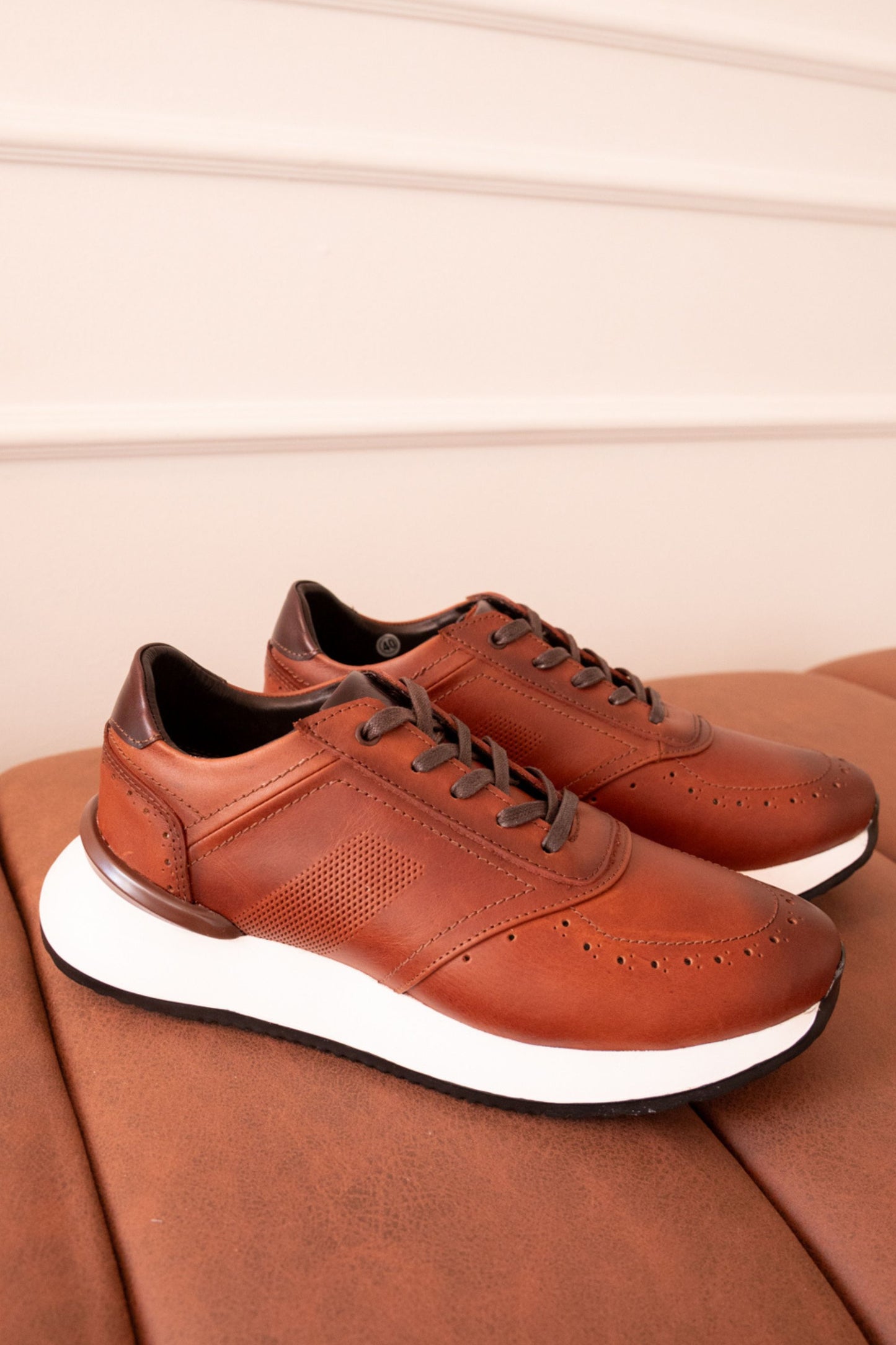 TENIS EN CUERO PARA HOMBRE COLOR MIEL DIFUMINADO REF: D 16 AMSTERDAM