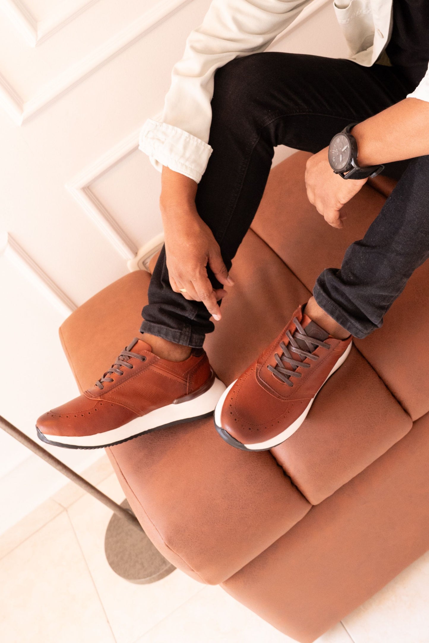 TENIS EN CUERO PARA HOMBRE COLOR MIEL DIFUMINADO REF: D 16 AMSTERDAM