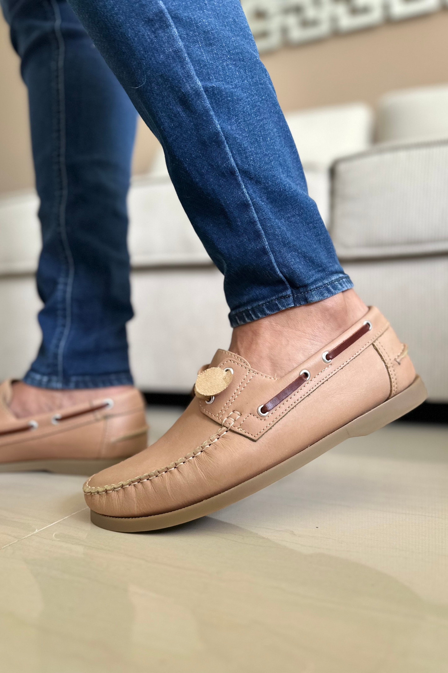 MOCASINES EN CUERO  PARA HOMBRE REF: ANDREW 731 CUERO NATURAL