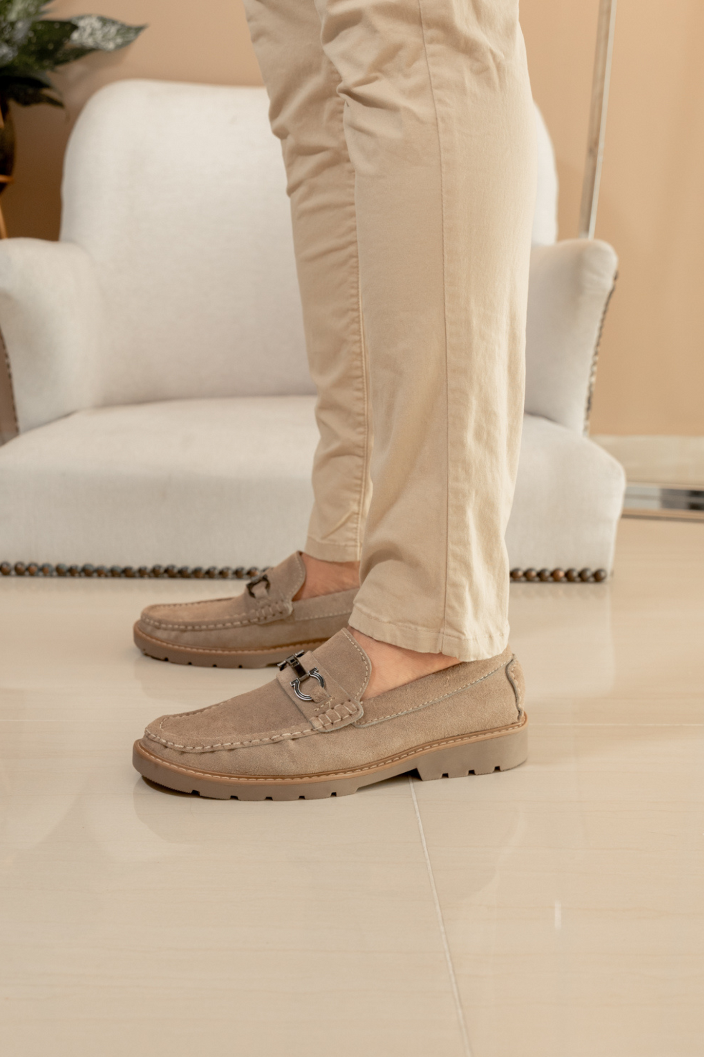 MOCASIN TIAGO PARA HOMBRE EN CUERO ARENA / REF 663