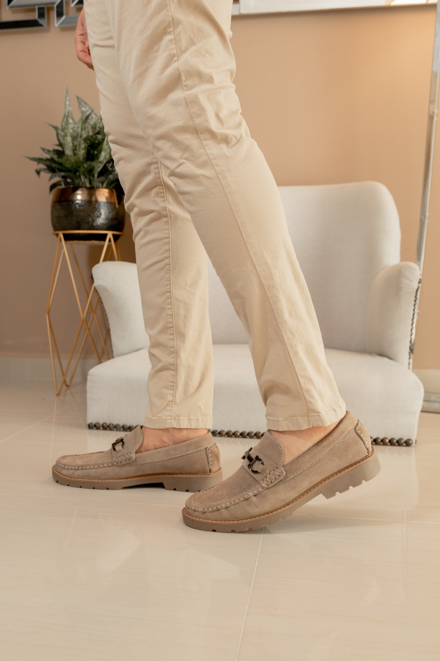 MOCASIN TIAGO PARA HOMBRE EN CUERO ARENA / REF 663