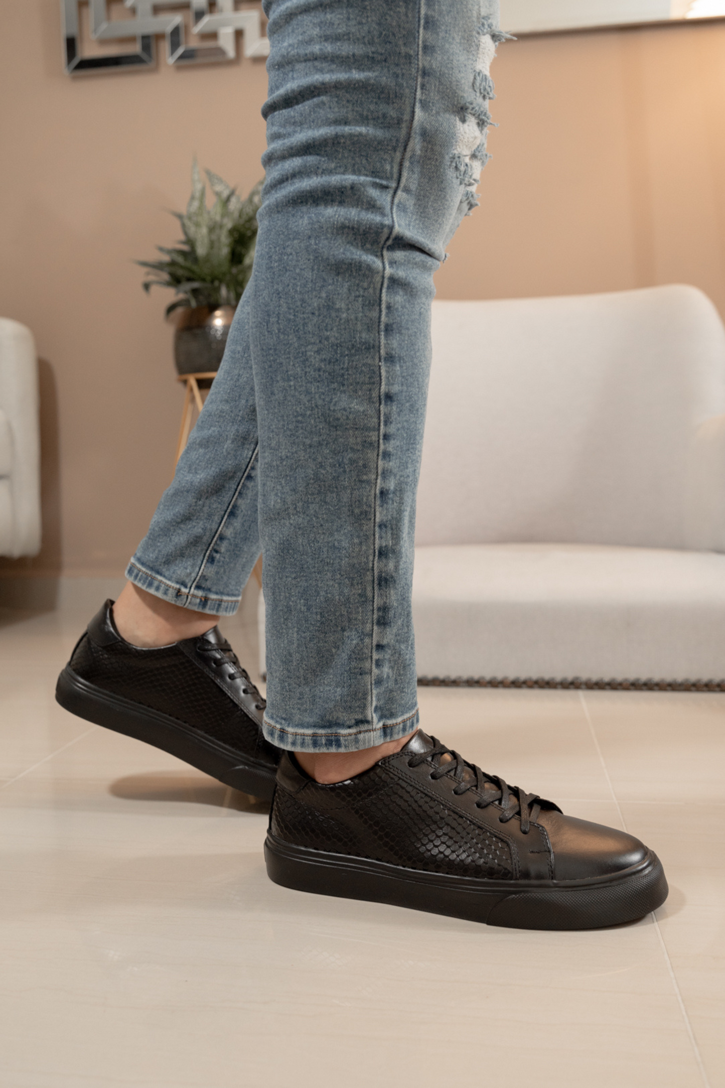 TENIS CUERO PARA HOMBRE TODO NEGRO | REF: DOMINIC 602