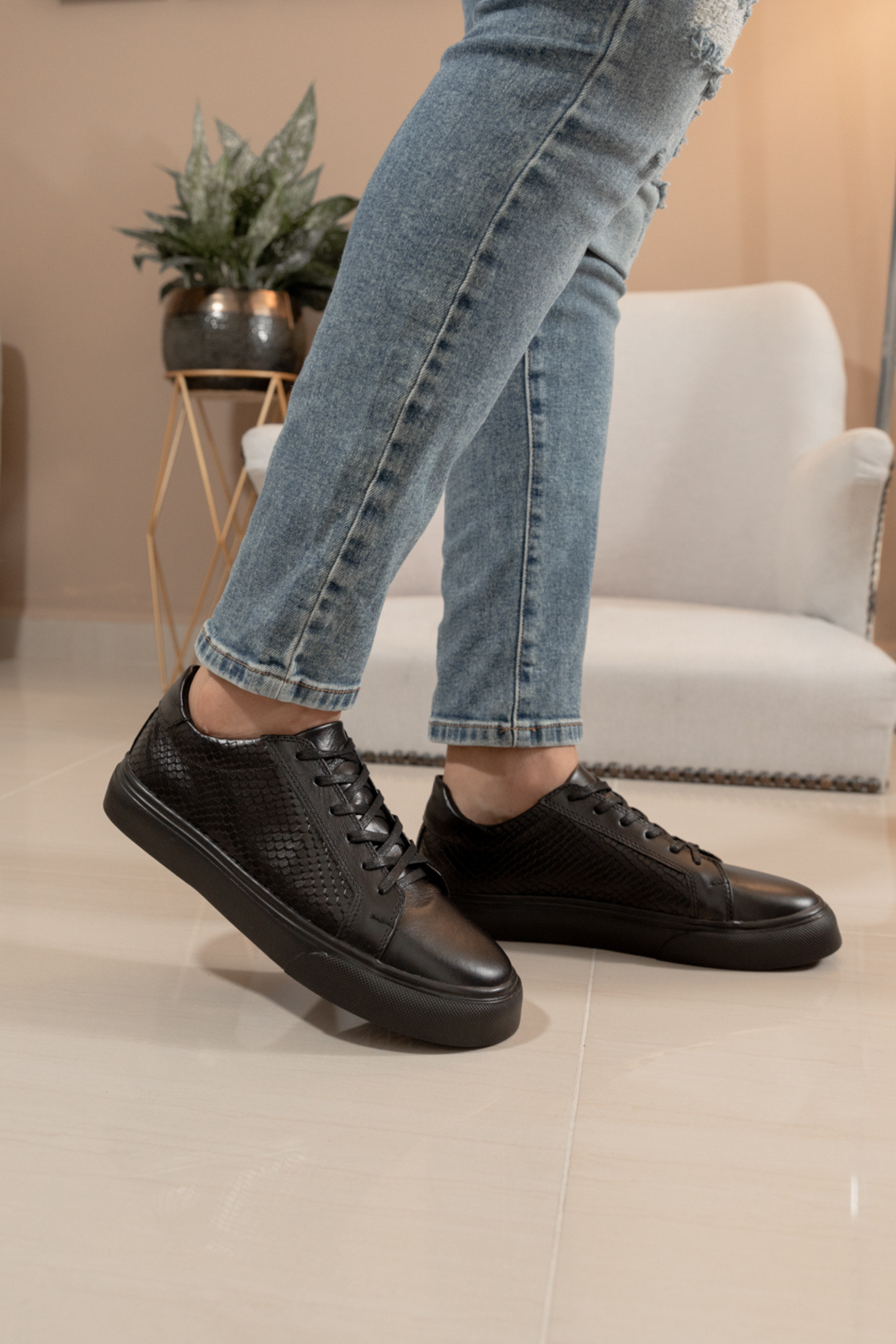 TENIS CUERO PARA HOMBRE TODO NEGRO | REF: DOMINIC 602