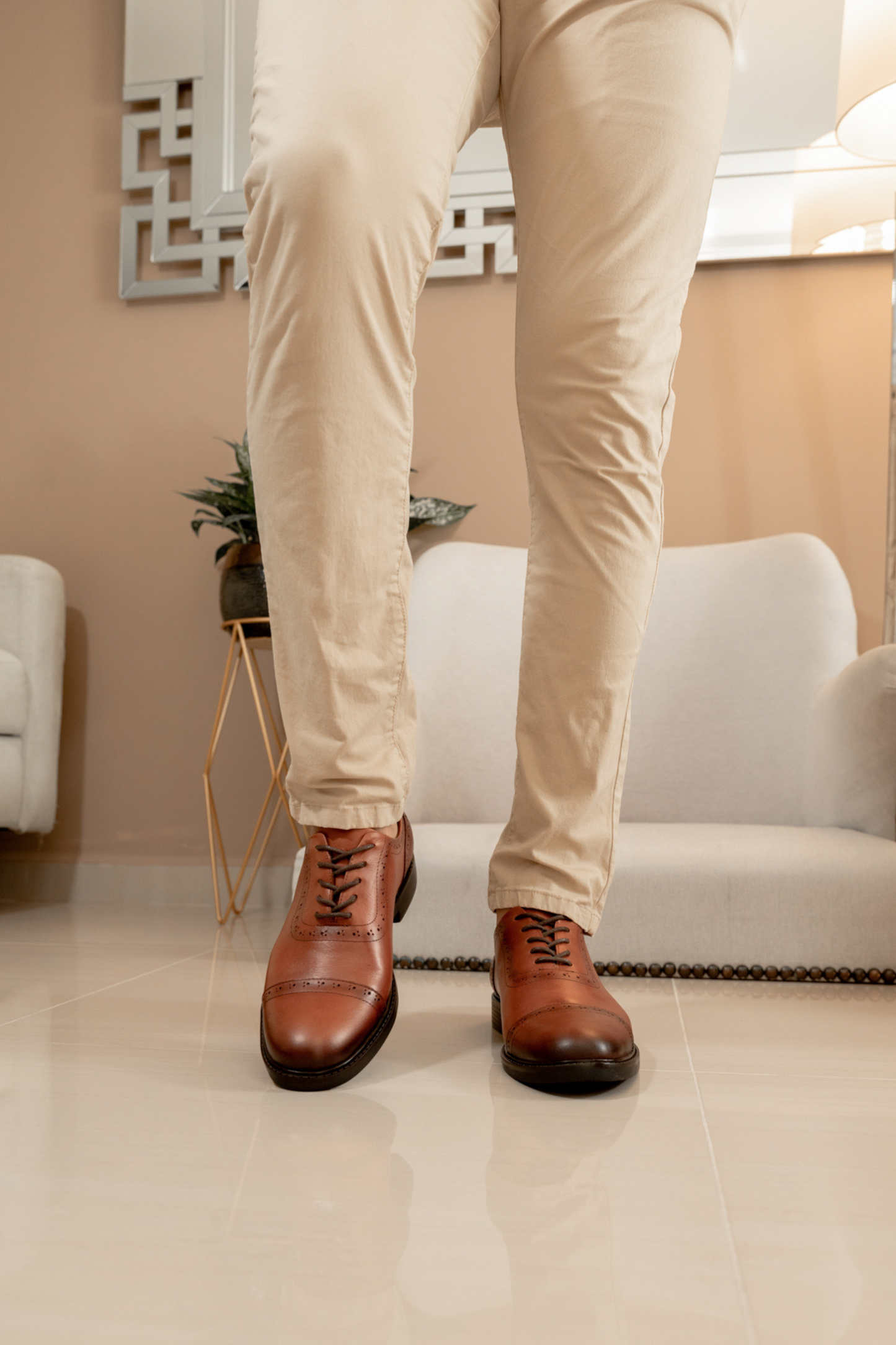 ZAPATO DERBY CASIANO EN CUERO MIEL PARA HOMBRE / REF: KLS BOLIV