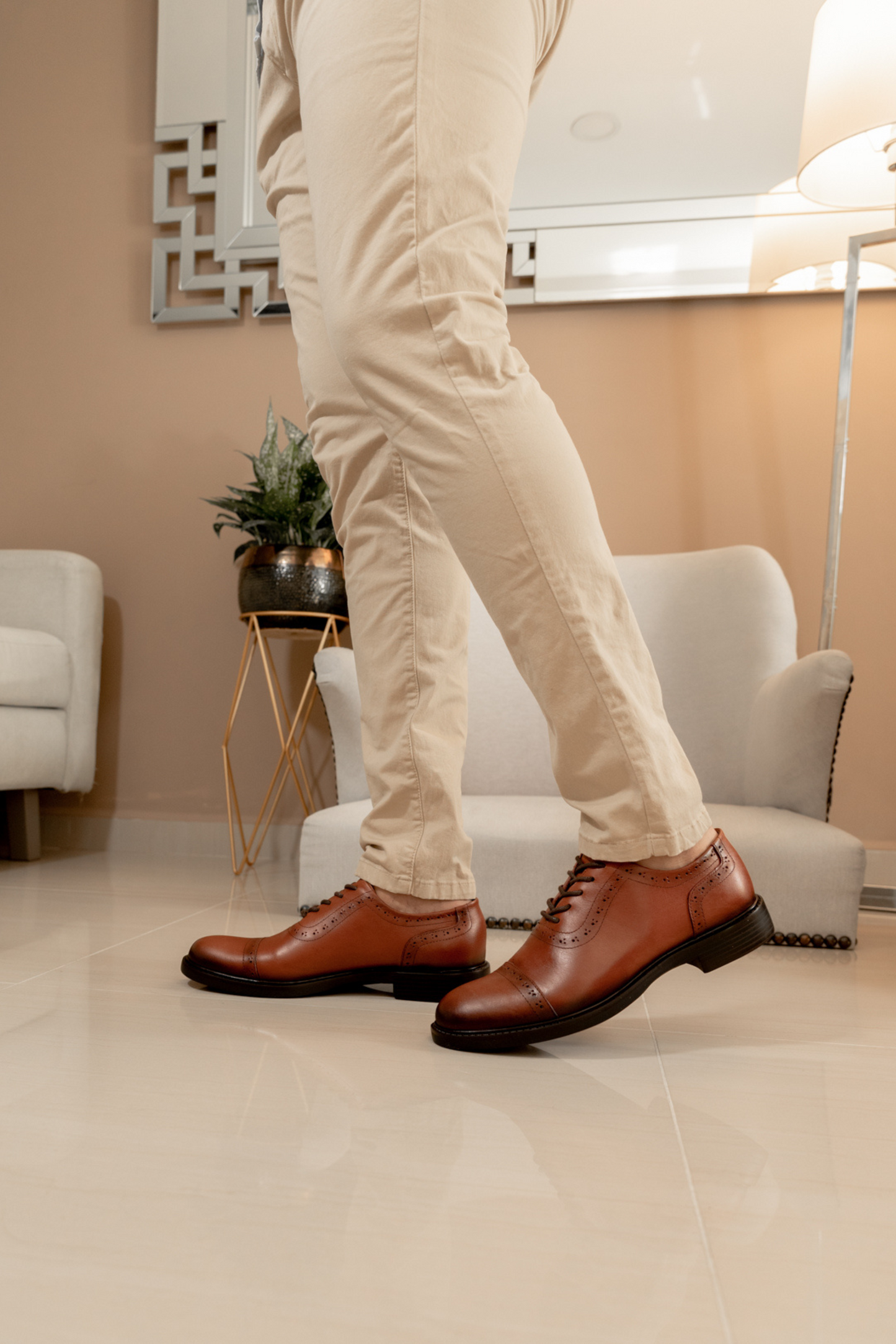 ZAPATO DERBY CASIANO EN CUERO MIEL PARA HOMBRE / REF: KLS BOLIV