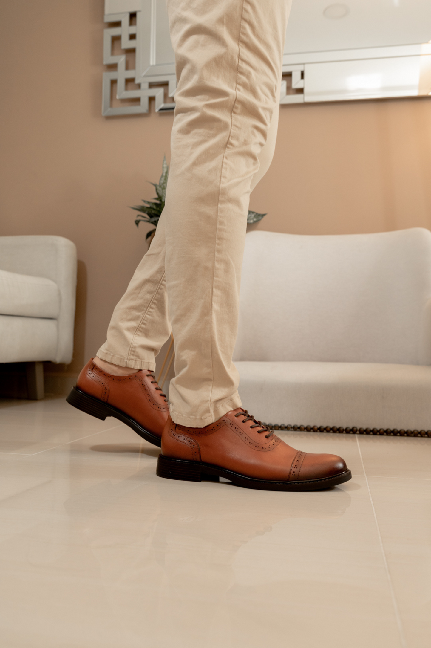 ZAPATO DERBY CASIANO EN CUERO MIEL PARA HOMBRE / REF: KLS BOLIV
