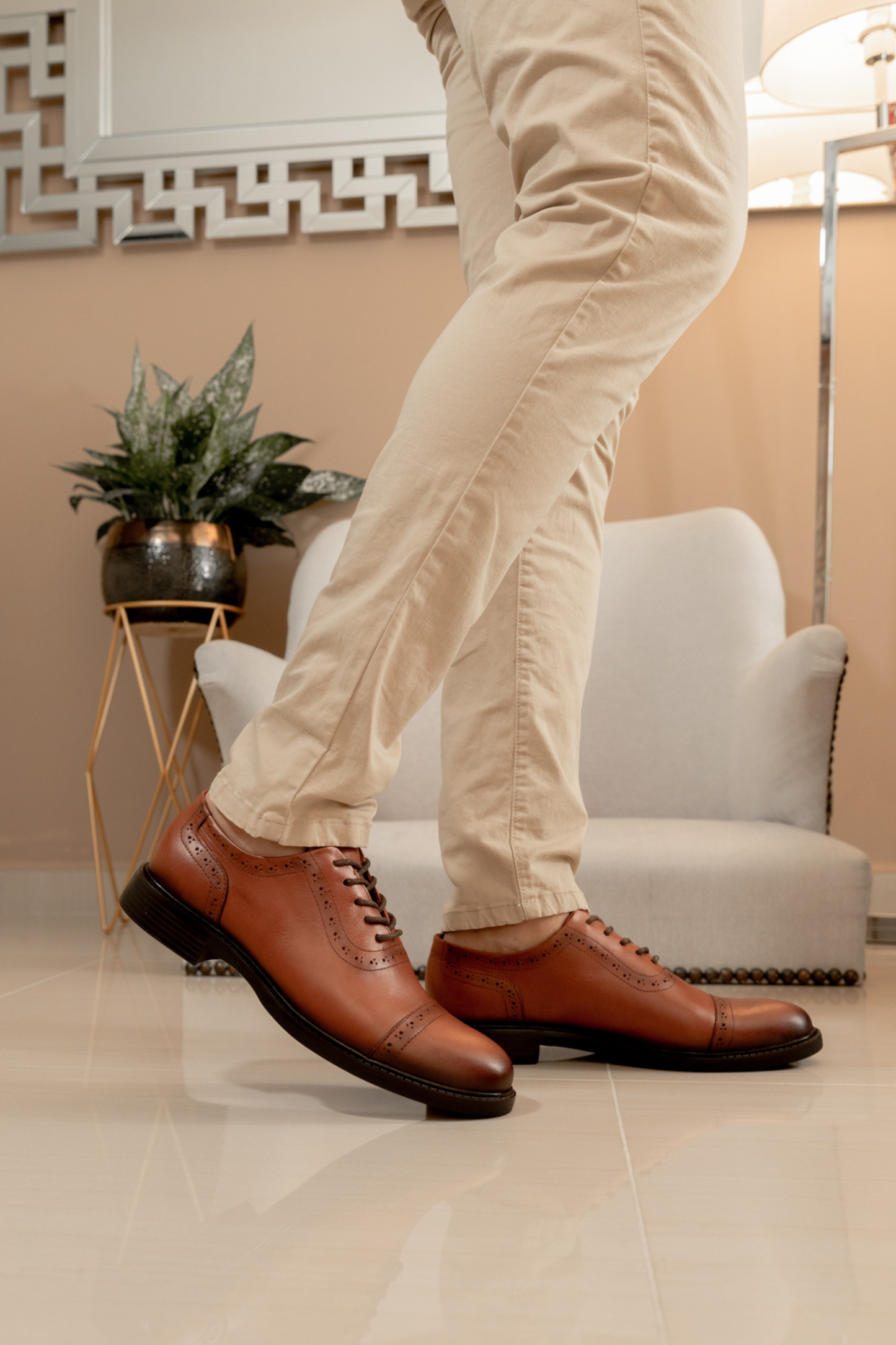 ZAPATO DERBY CASIANO EN CUERO MIEL PARA HOMBRE / REF: KLS BOLIV