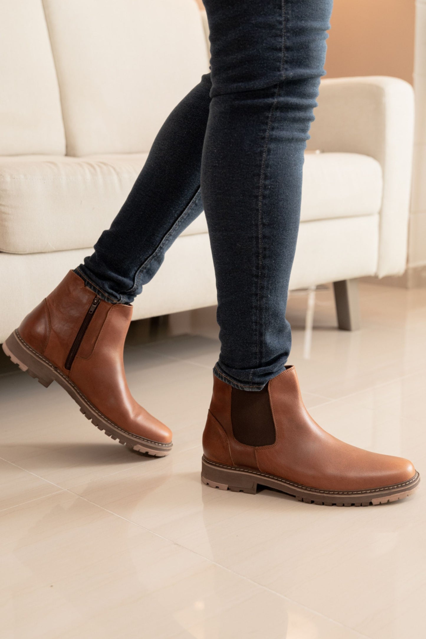 BOTAS CHELSEA PARA HOMBRE EN CUERO MIEL | REF: STAMFORD 2142