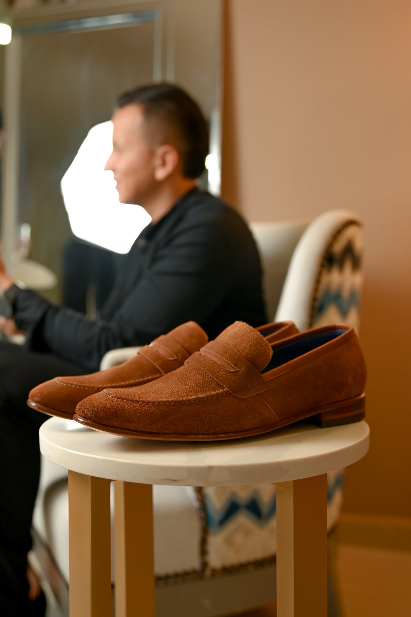 ZAPATO MOCASIN LEEDS EN CUERO GAMUZA CAMEL / REF LSTN 260