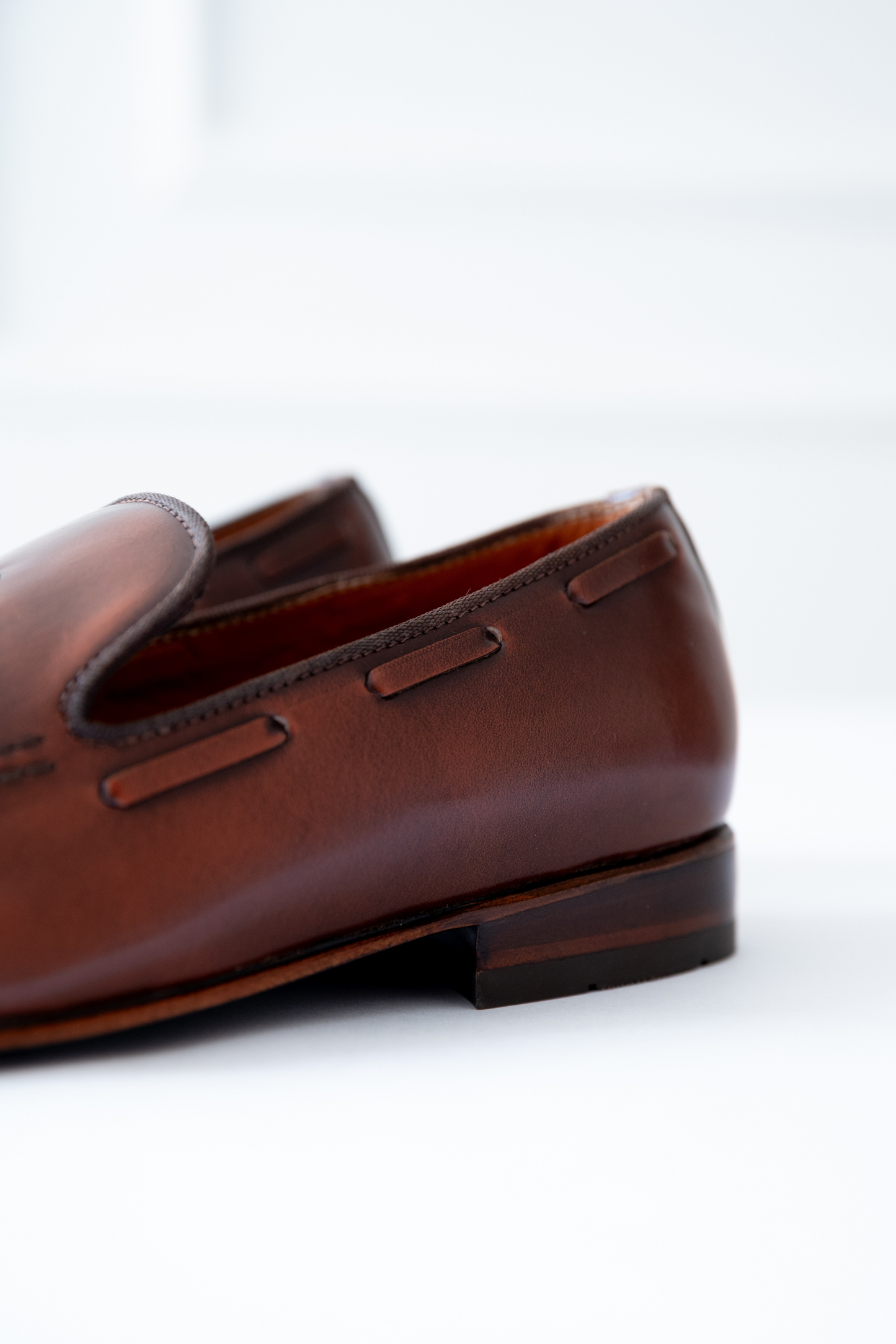 ZAPATO LOAFERS CARLOS DE CUERO CAFE PARA HOMBRE / REF: LUZ 2134
