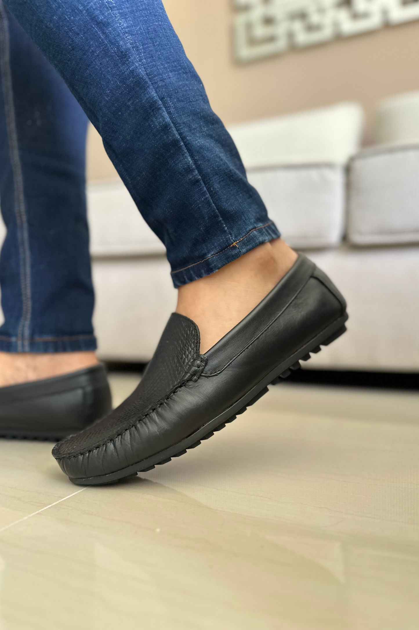 MOCASINES PARA HOMBRE EN CUERO NEGRO SIN CORDON REF: TIBANA