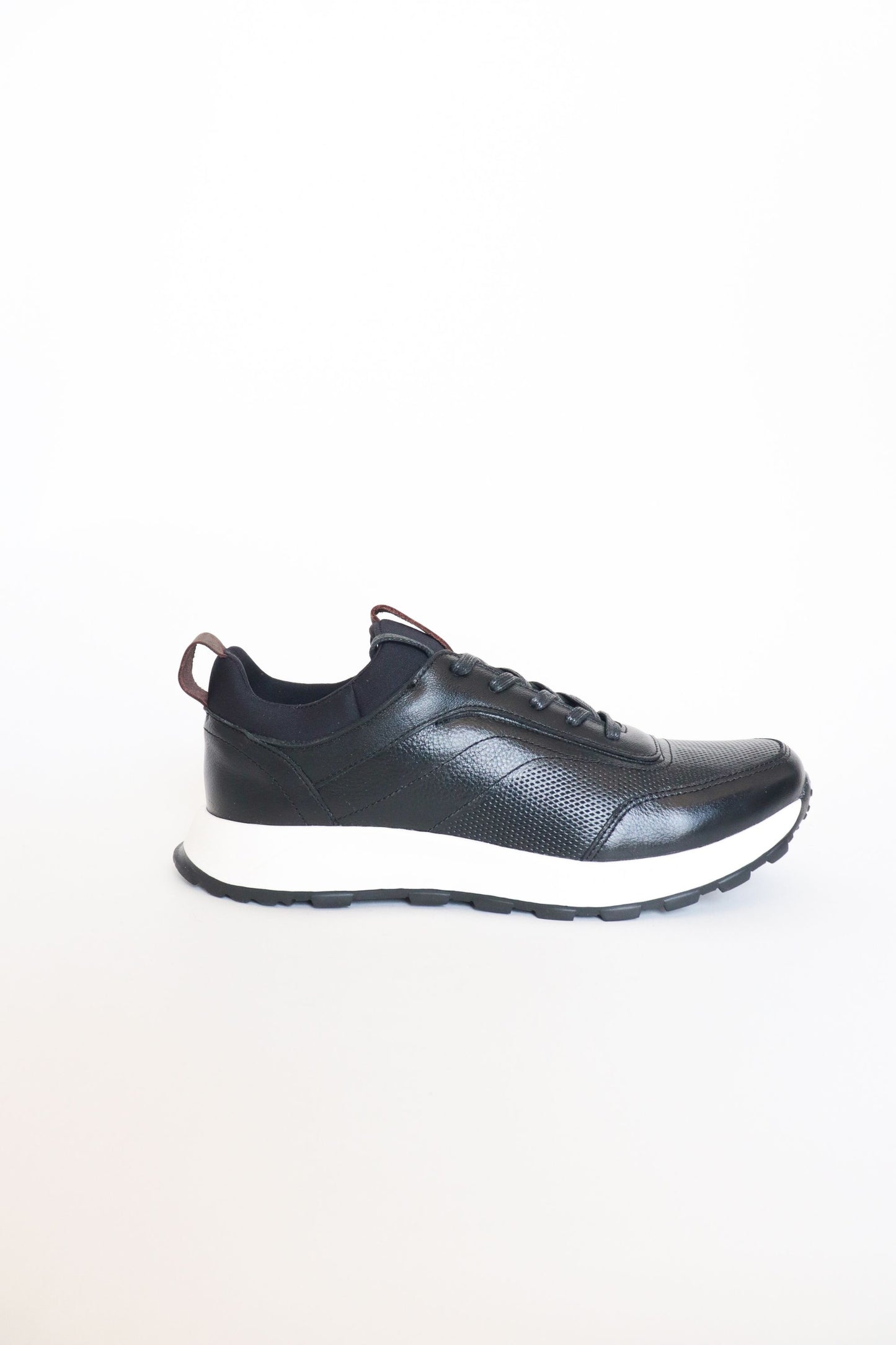 TENIS EN CUERO PARA HOMBRE NEGRO | REF: OLIVER 3050