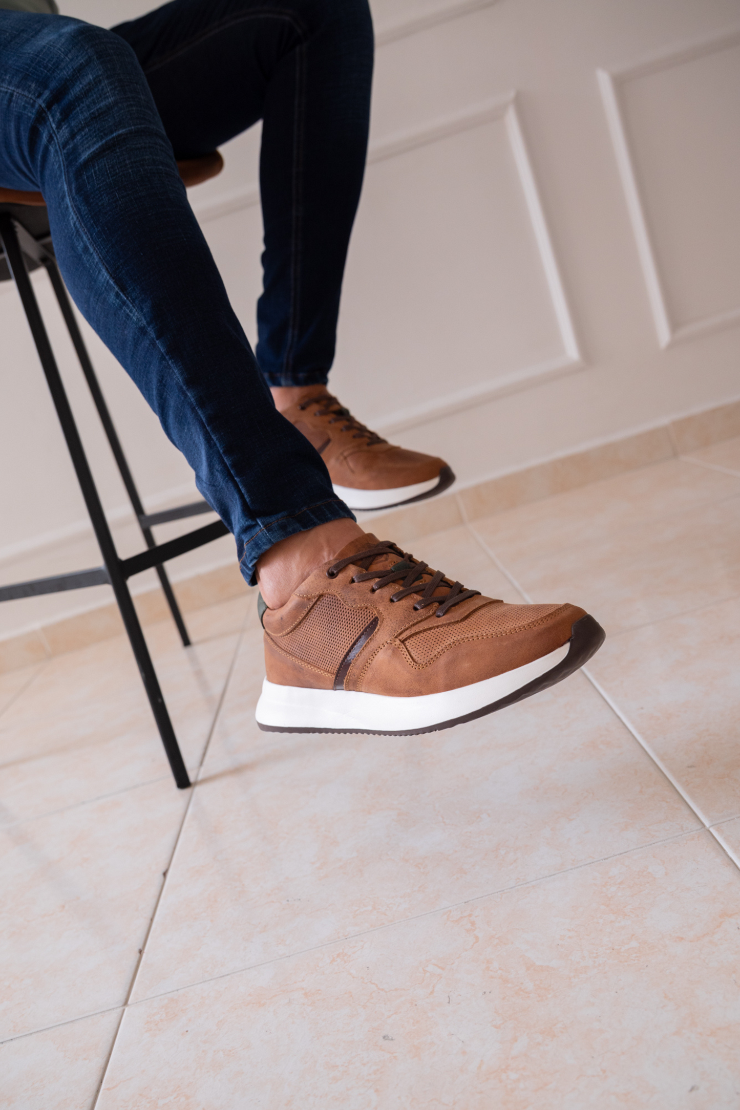 TENIS CUERO CREMA X CAFE PARA HOMBRE REF: 3211 VENECIA