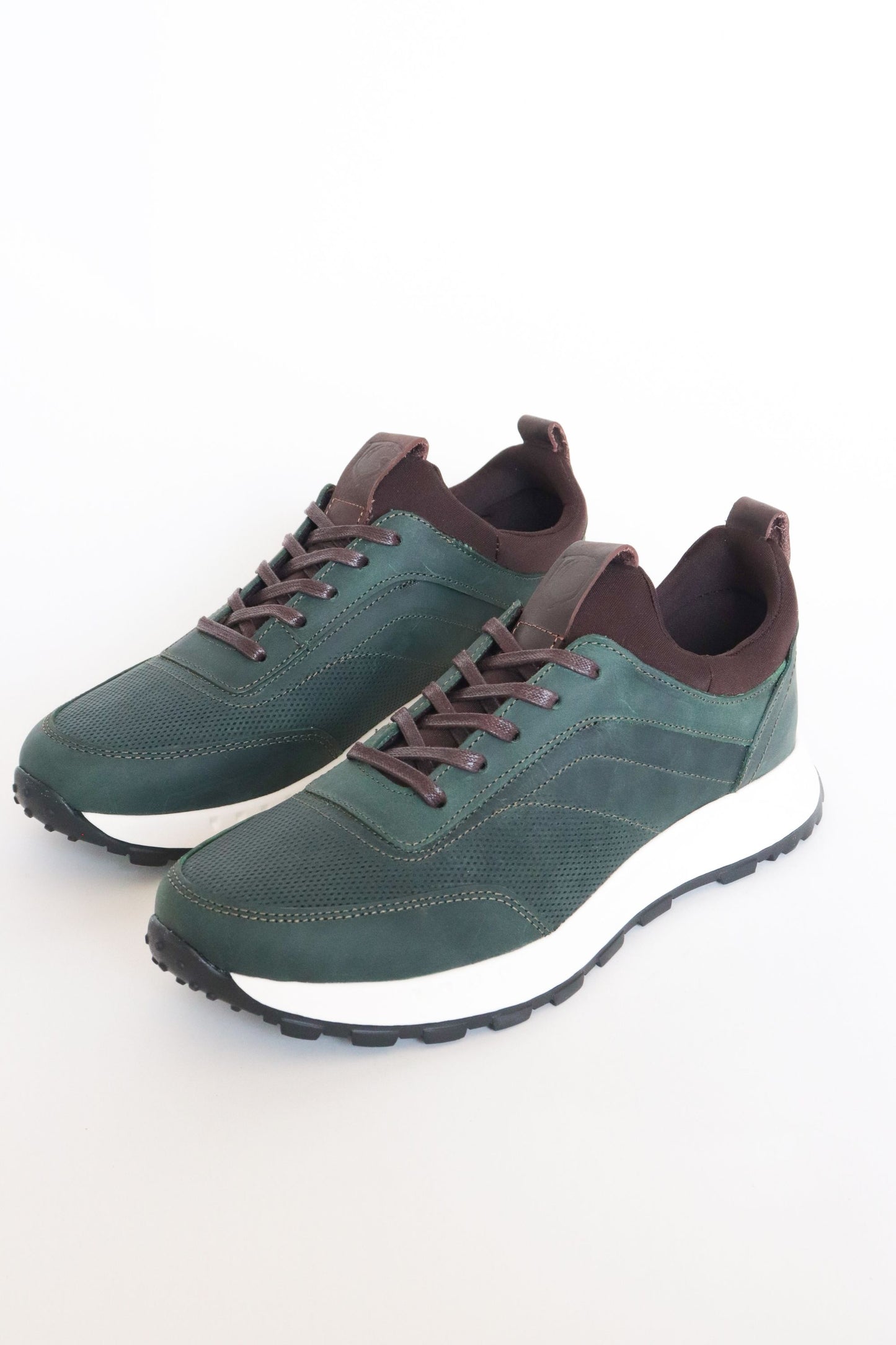 TENIS EN CUERO PARA HOMBRE VERDE | REF: OLIVER 3050
