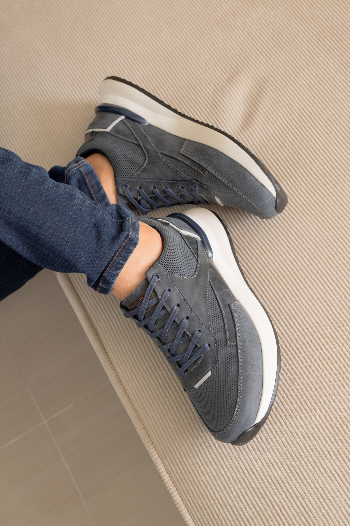 TENIS EN CUERO PARA HOMBRE COLOR AZUL REF: 3223 CATANIA