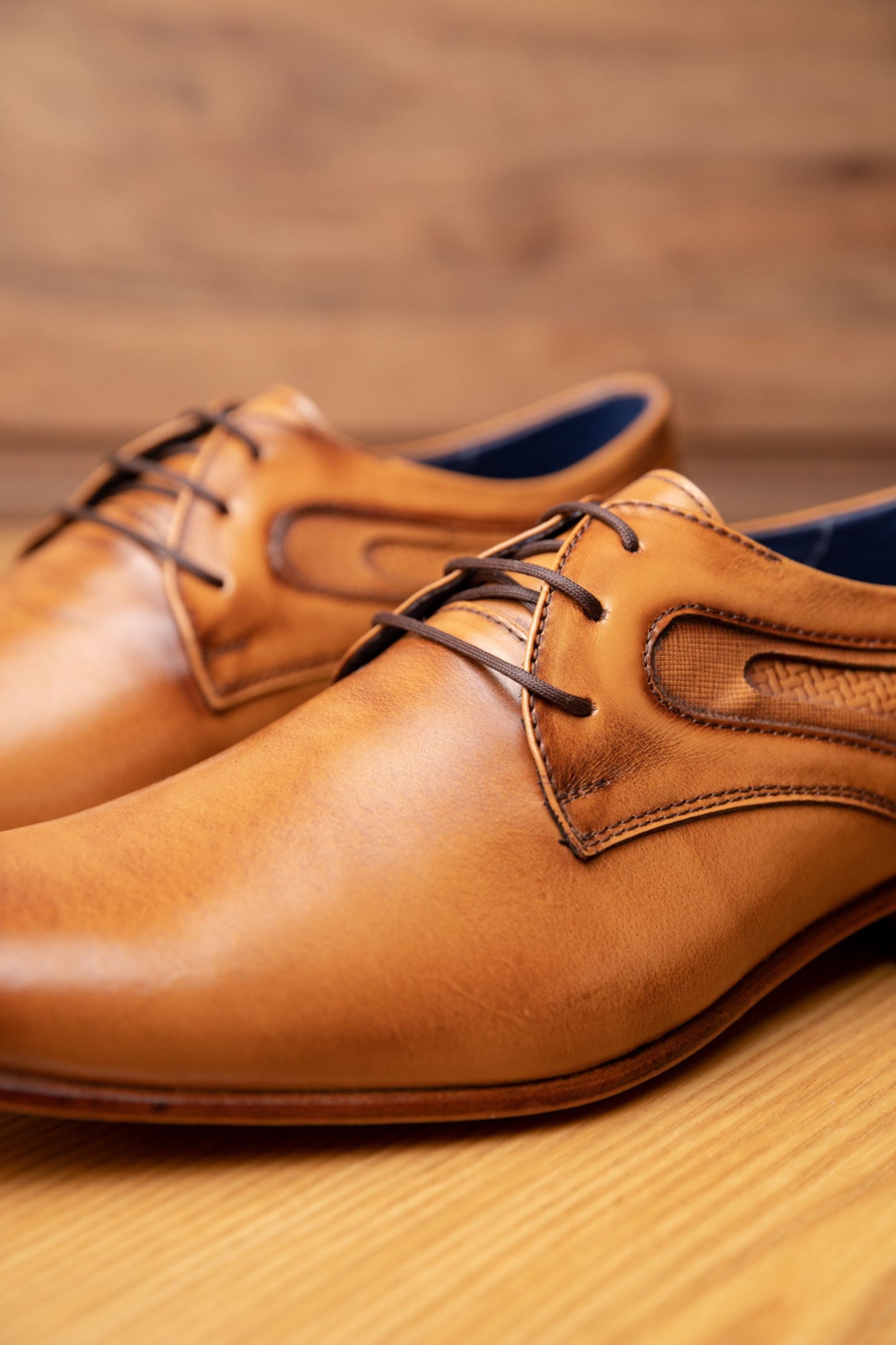 ZAPATO ELEGANTE BRIOC MIEL / REF 5013 LUZ