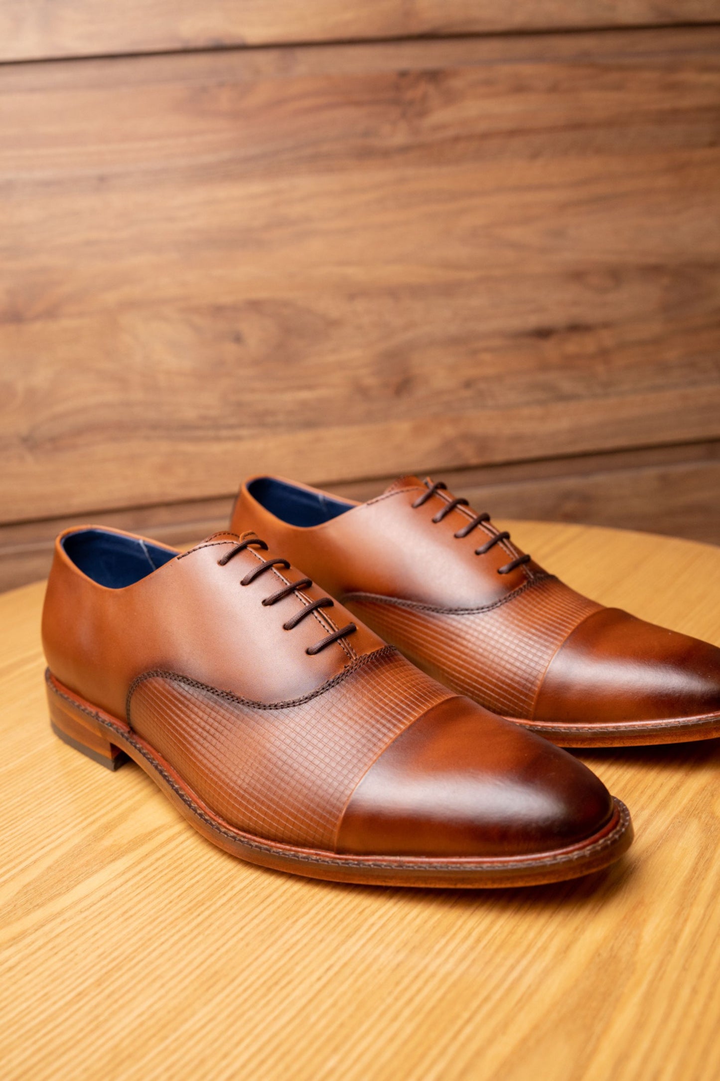 ZAPATO ELEGANTE EN CUERO CAFE PARA HOMBRE / REF YORK 403
