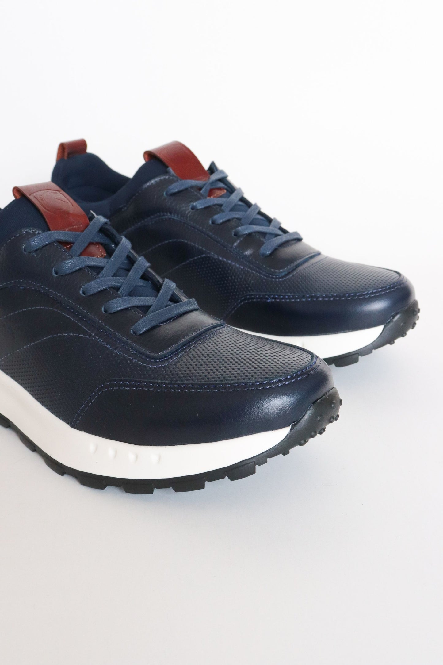 TENIS EN CUERO PARA HOMBRE AZUL | REF: OLIVER 3050