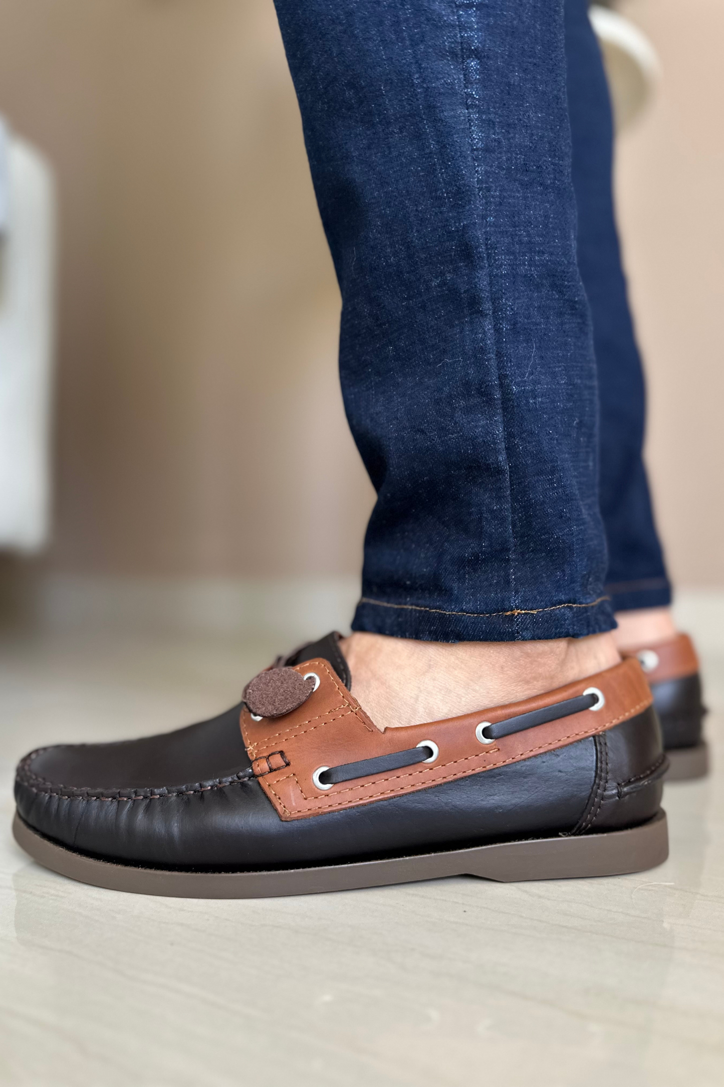 MOCASINES EN CUERO PARA HOMBRE REF: ANDREW 731 CAFE X MIEL