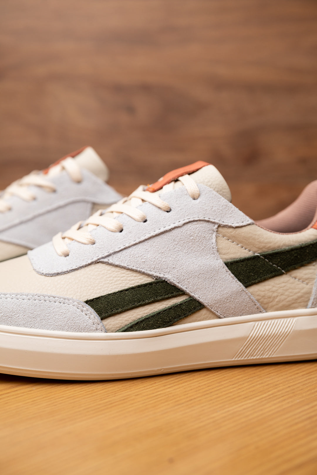 TENIS EN CUERO CREMA PARA HOMBRE / REF OBLIVIONS CLCK