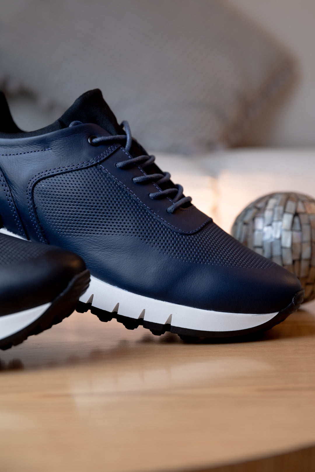 TENIS EN CUERO AZUL PARA HOMBRE / REF: FRED B-91