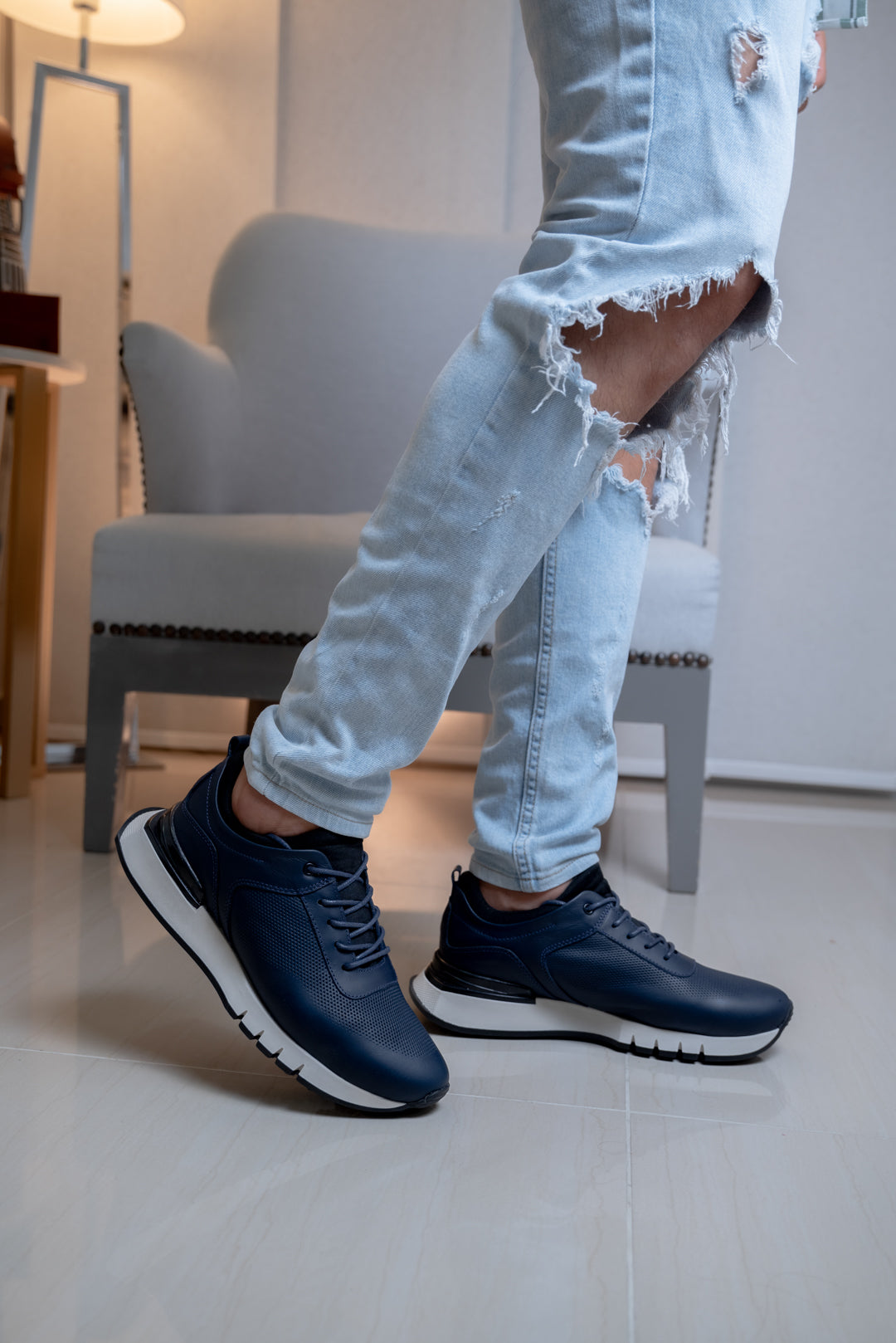 TENIS EN CUERO AZUL PARA HOMBRE / REF: FRED B-91