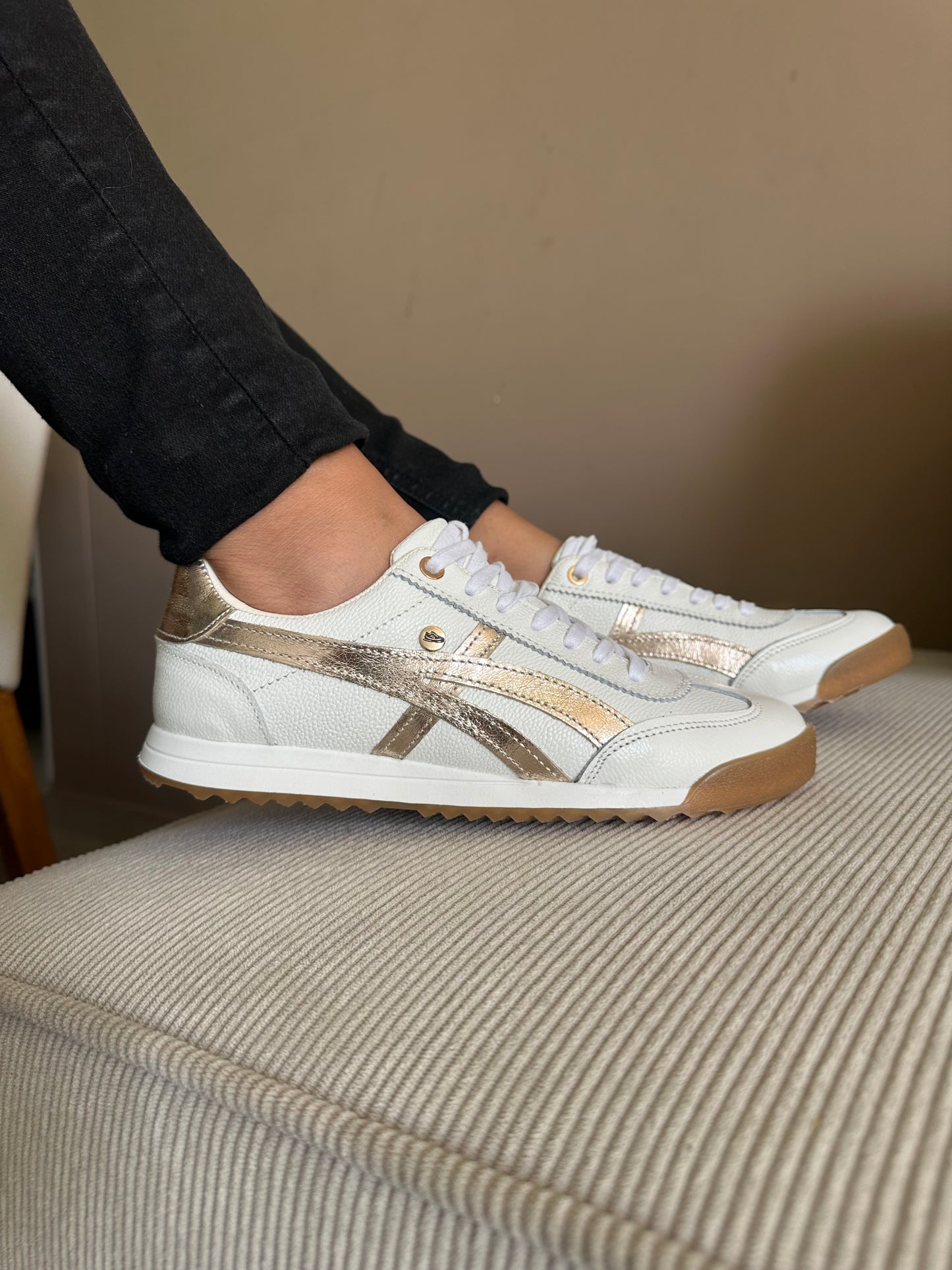 TENIS PARA DAMA EN CUERO BLANCO | REF AURA