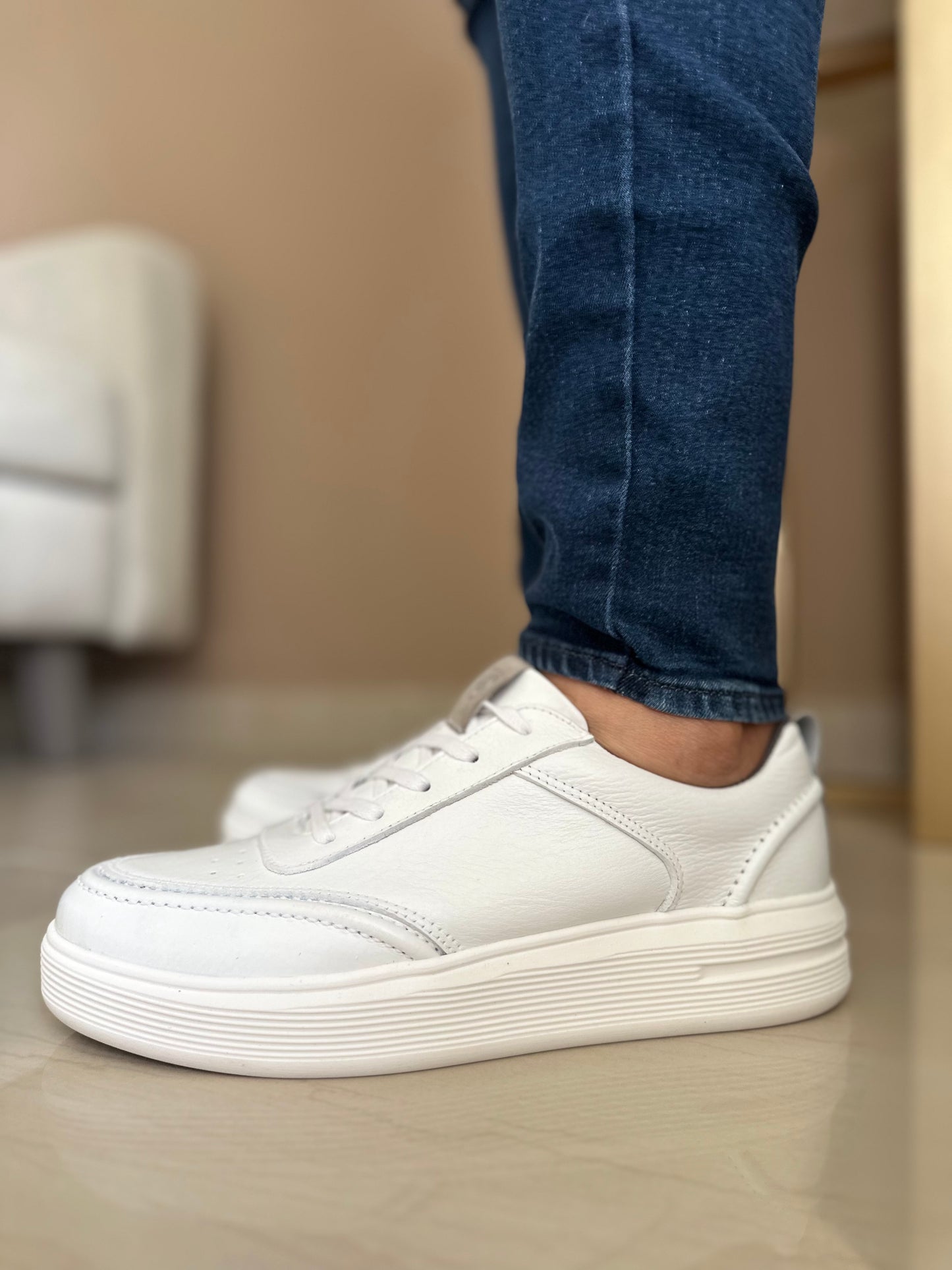 TENIS EN CUERO BLANCO PARA HOMBRE / REF SPIKE CLCK 2106