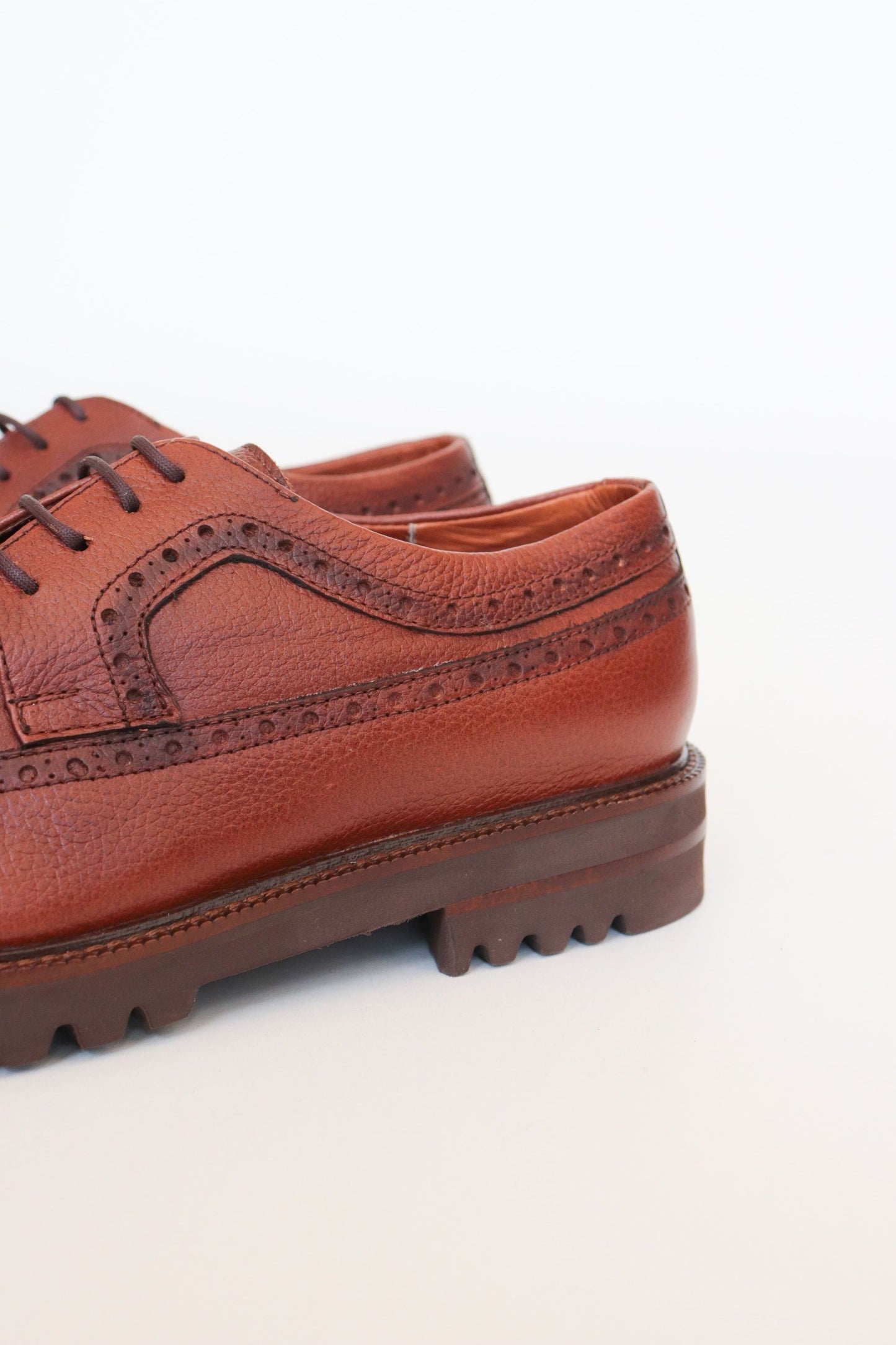 ZAPATO DERBY CRISTIAN DE CUERO COÑAC PARA HOMBRE / REF:LUZ CARACAS