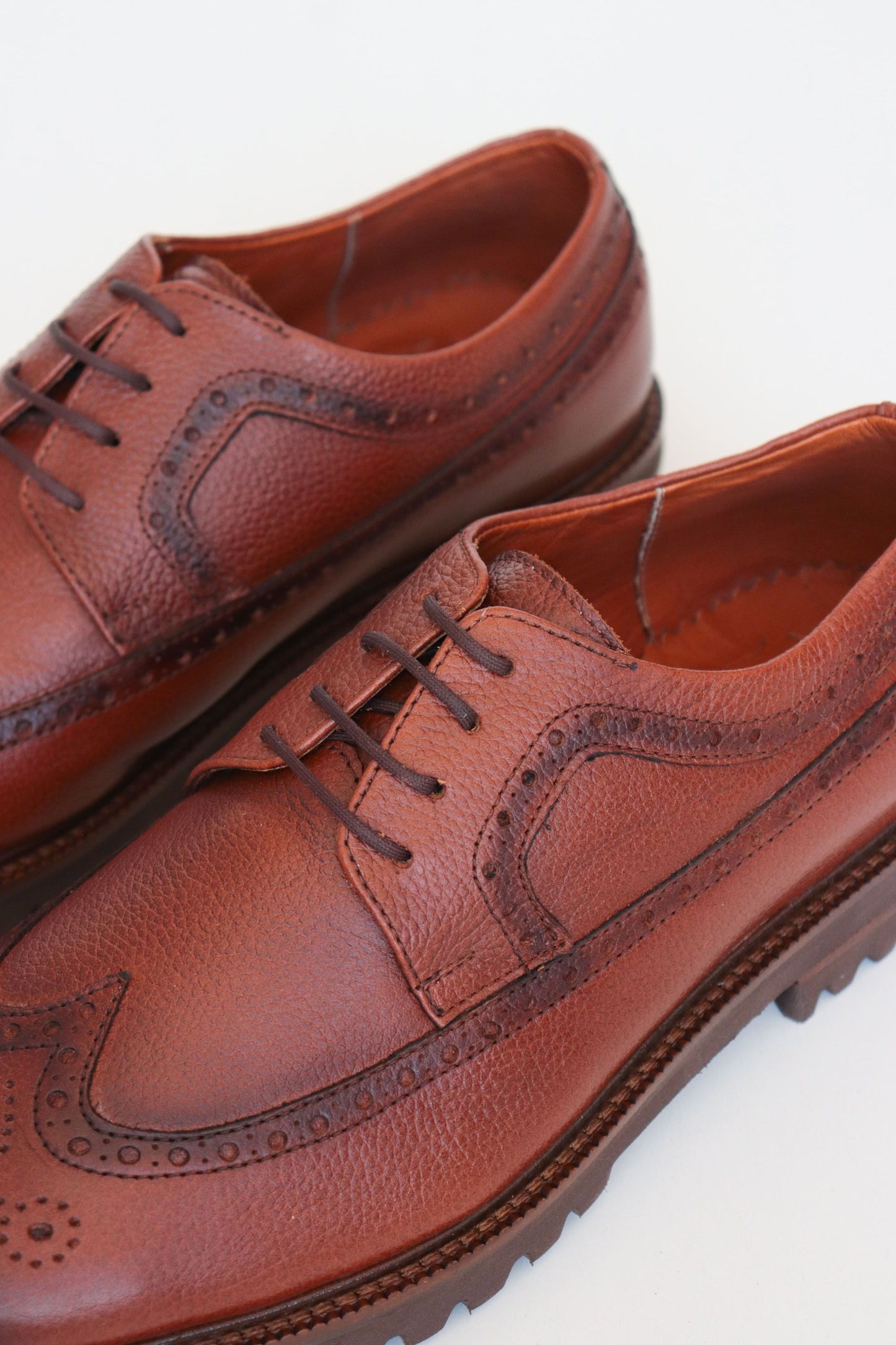 ZAPATO DERBY CRISTIAN DE CUERO COÑAC PARA HOMBRE / REF:LUZ CARACAS