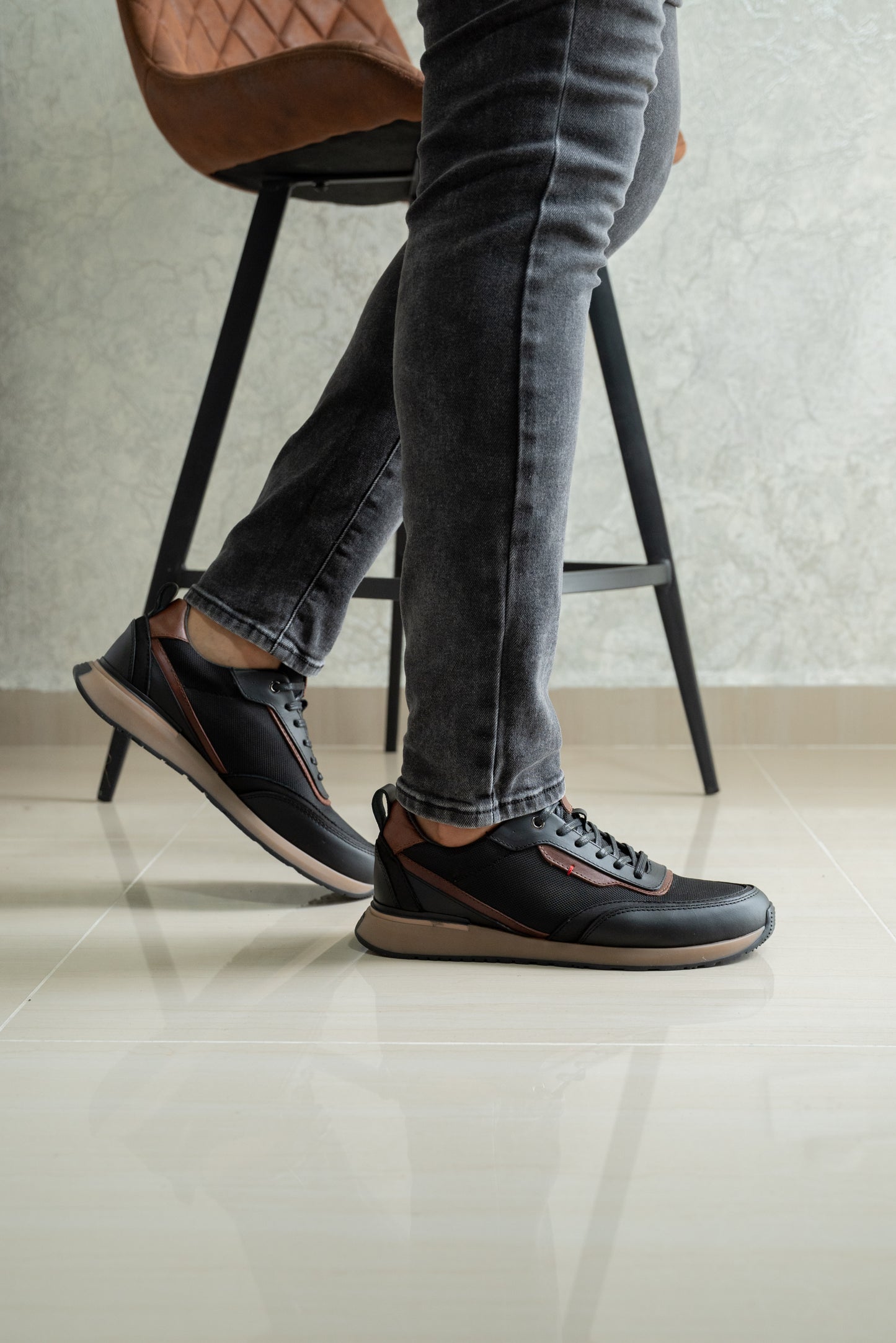 TENIS PARA HOMBRE EN CUERO NEGRO | REF BOSTON