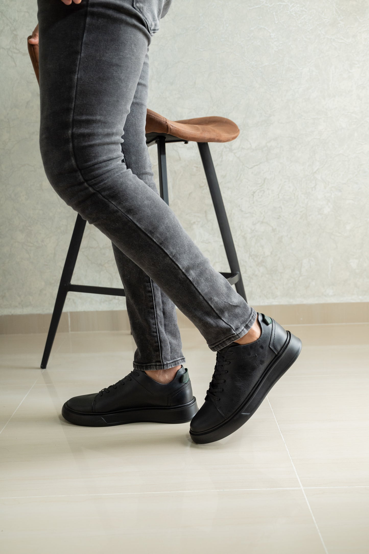 TENIS PARA HOMBRE EN CUERO NEGRO | REF NEBRASKA 3312