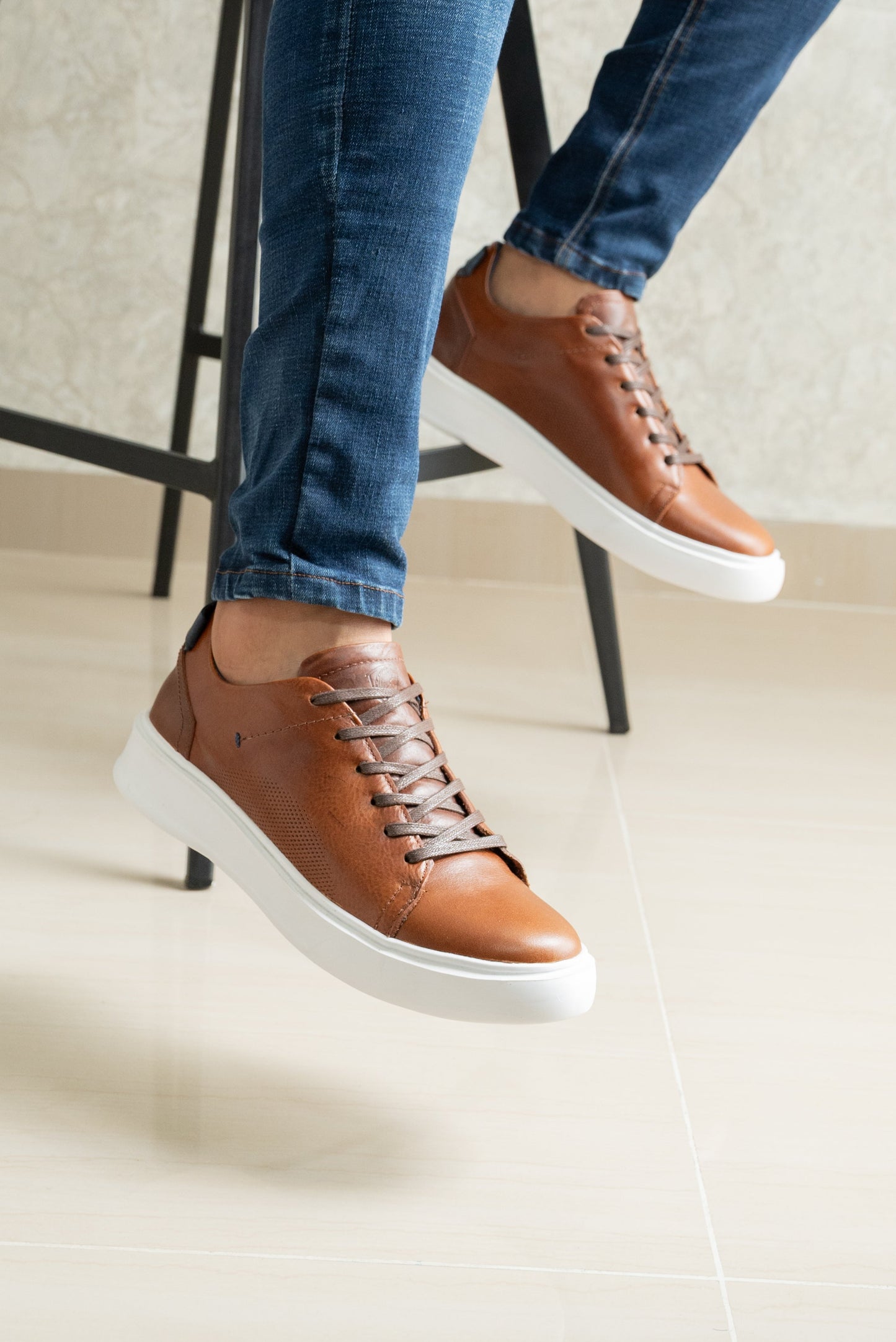 TENIS PARA HOMBRE EN CUERO MIEL | REF NEBRASKA 3312