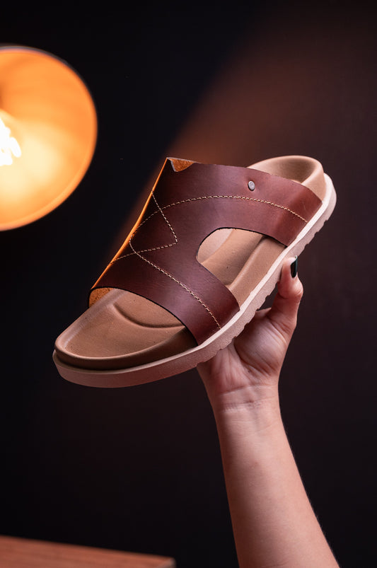 SANDALIAS PARA HOMBRE EN CUERO MIEL REF: CHARLOTTE 60