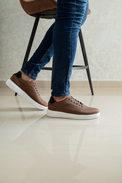 TENIS PARA HOMBRE EN CUERO SANGRIA REF: BRUSELAS 3202 GLD