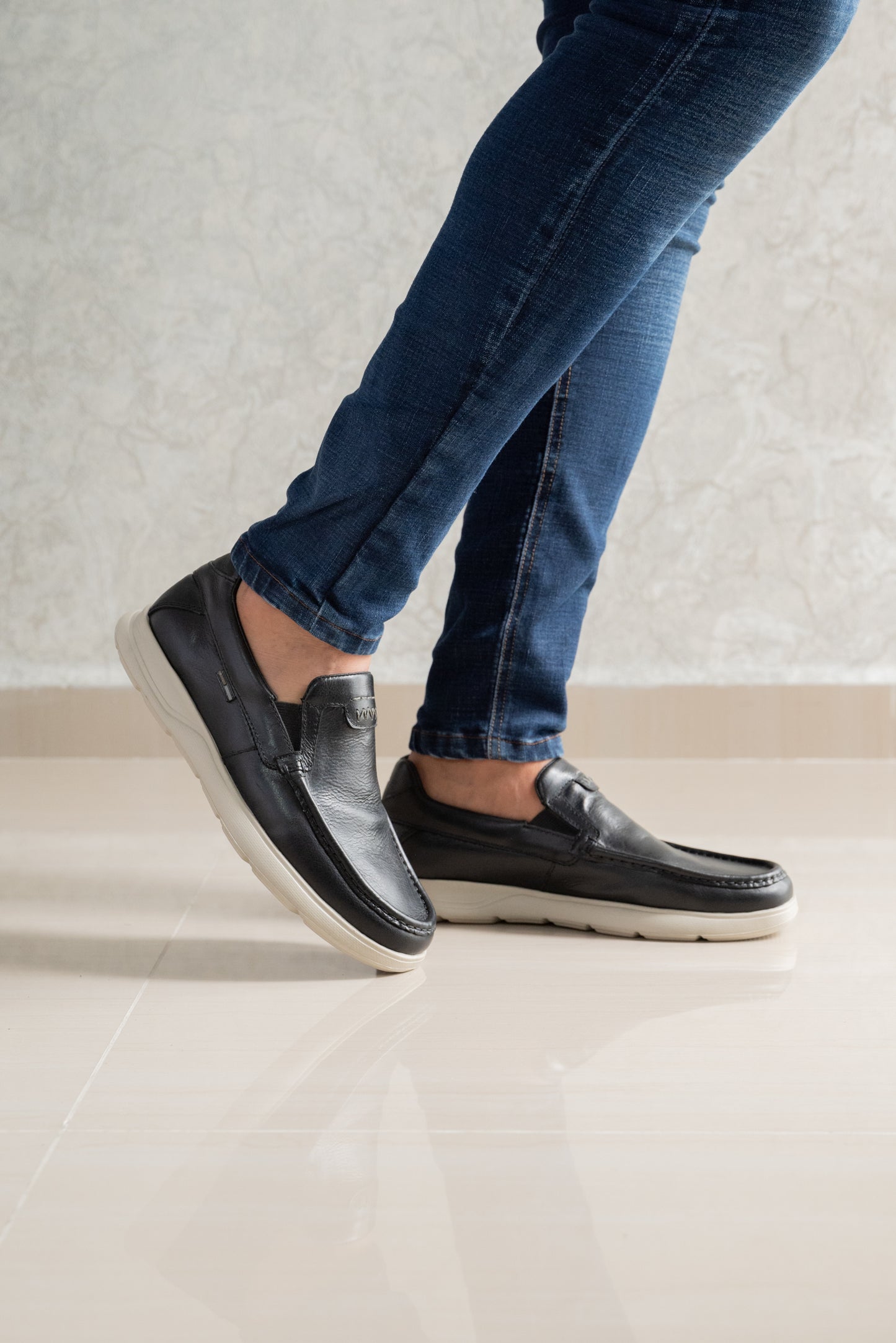 MOCASIN PARA HOMBRE EN CUERO NEGRO | REF MISSOURI